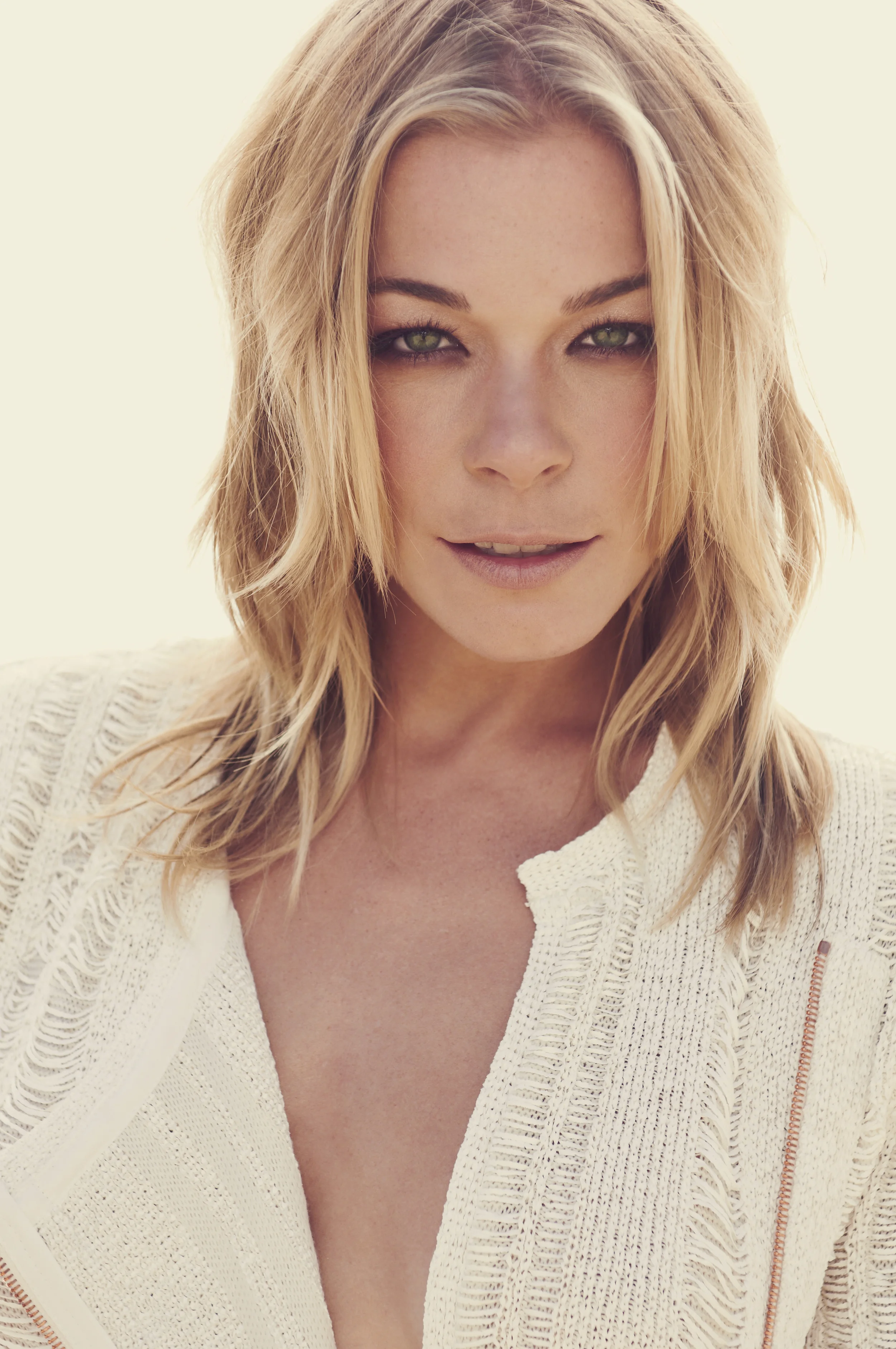 LeAnnRimes-Shot-06-2797.jpg