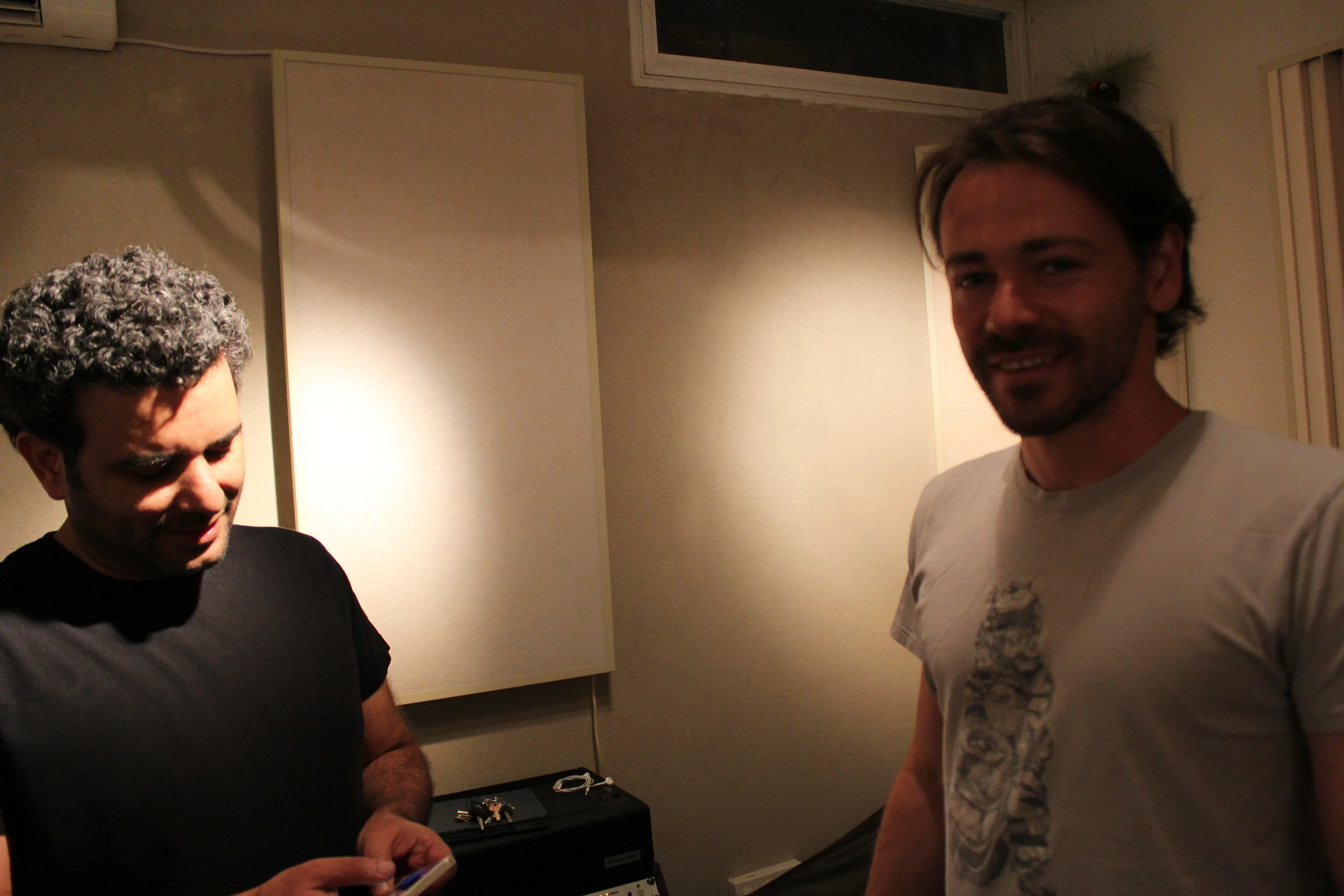 אלי פיקובר ורונן הלל באולפן