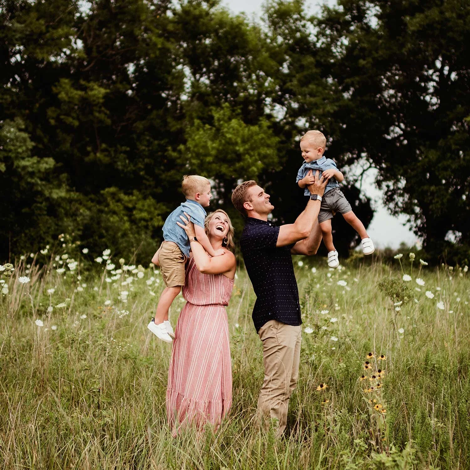 The T Family | Olathe, Kansas | Kansas City Family Photographer