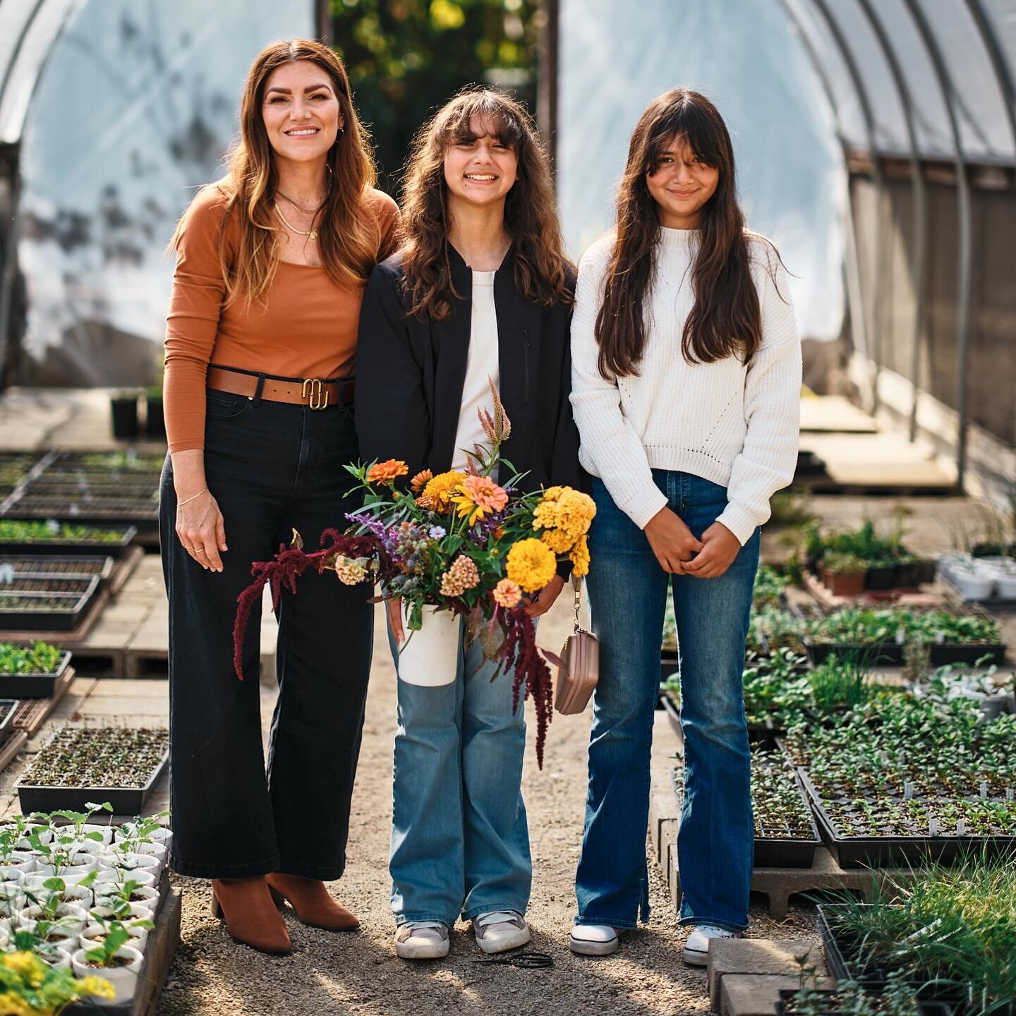 AM flower picking at @laurelbotanicals