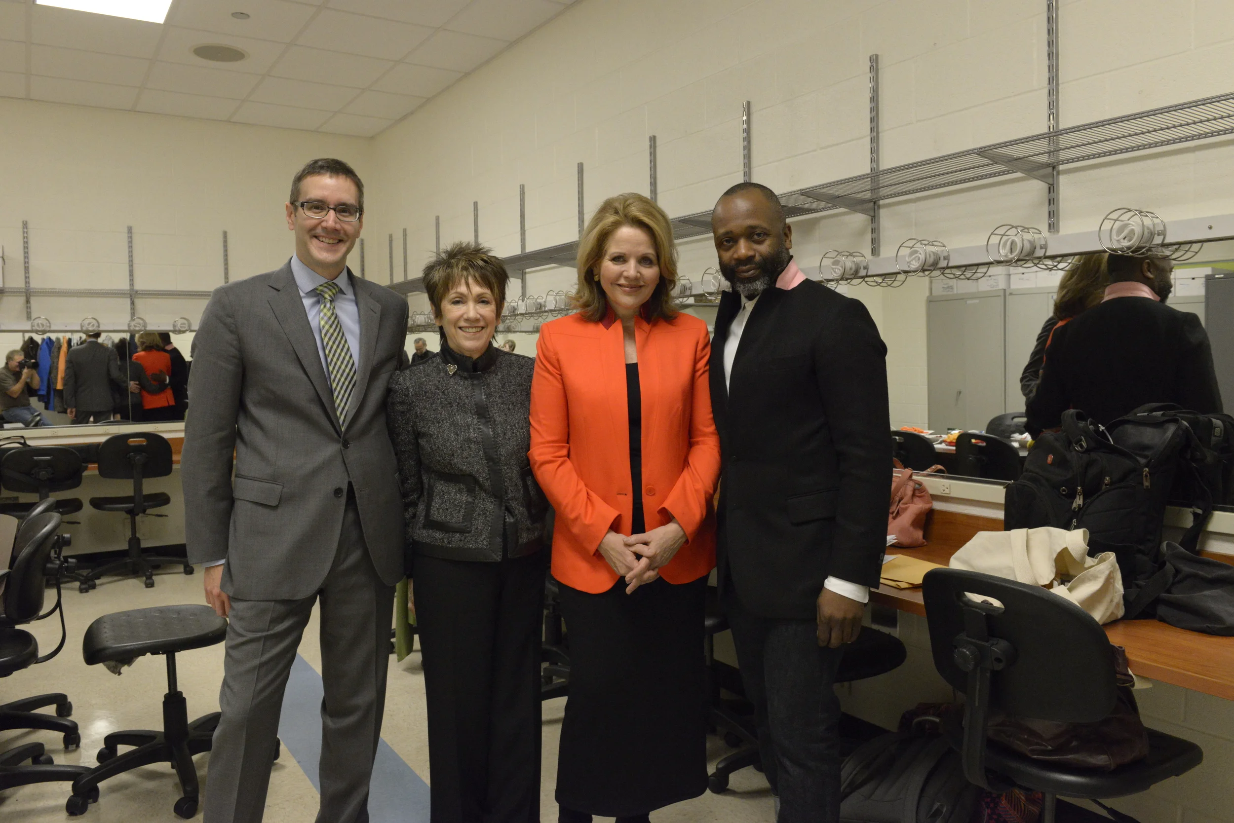 Honorary Chairs, Ren é e Fleming and visual arts pioneer Theaster Gates, are joined by Chicago Shakespeare Theater’s Artistic Director, Barbara Gaines and Ingenuity’s Executive Director, Paul Sznewajs, prior to the public launch of Be Creative: The Campaign for Creative Schools