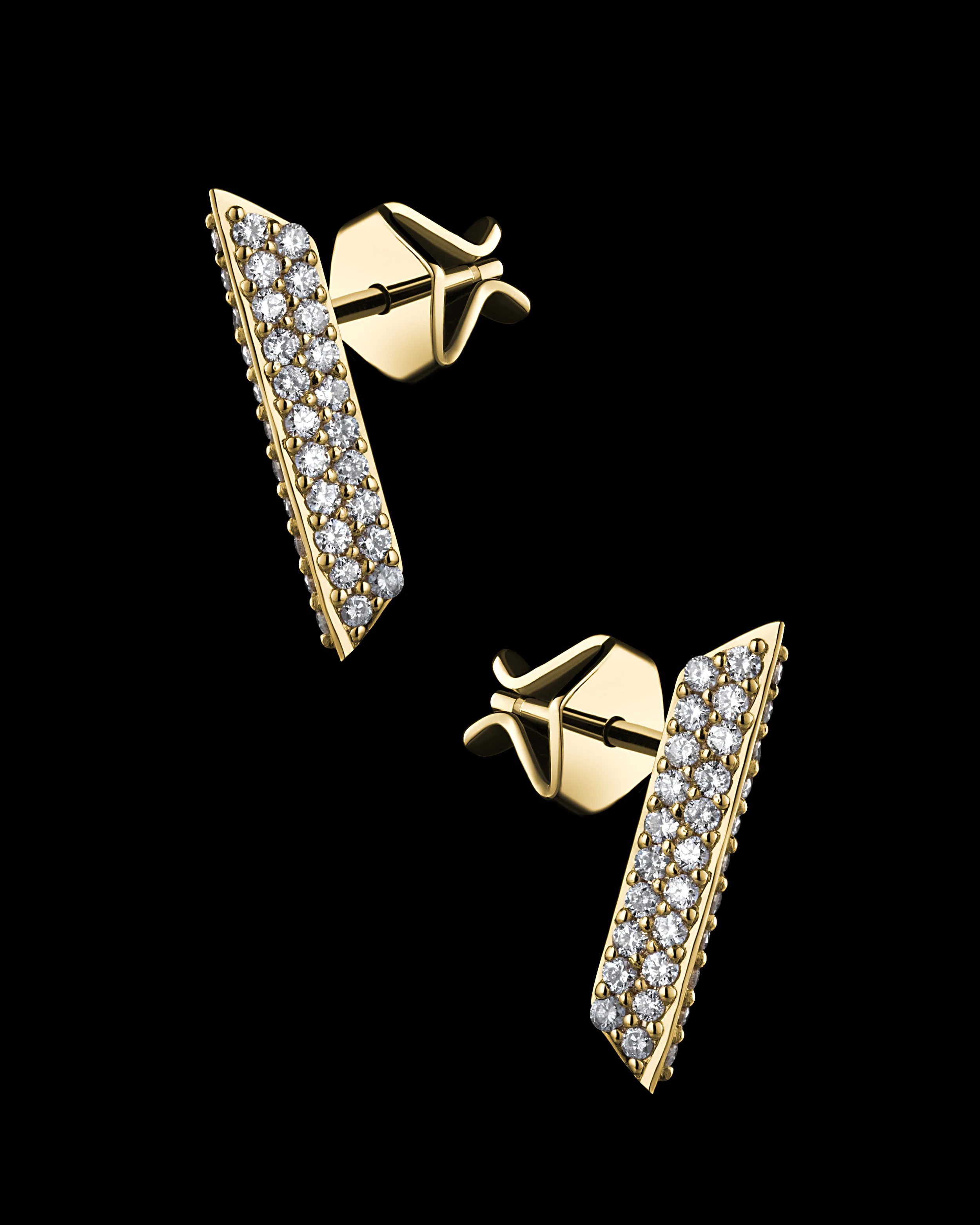 bar_earring_light.jpg
