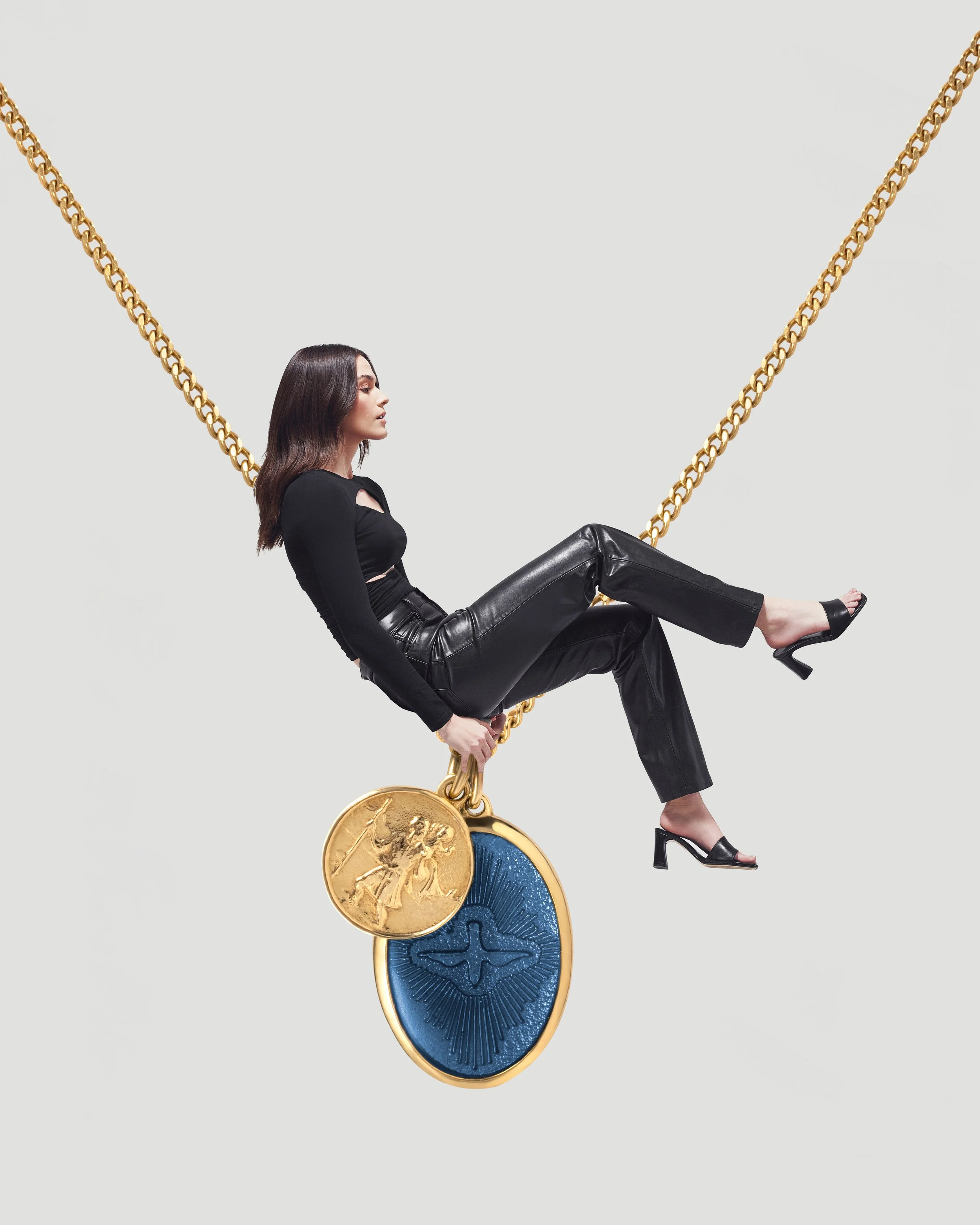 103-0268_Mini Dove Pendant Necklace w-Enamel_Gold Vermeil_Light Blue_model_waysofsitting_01.jpg