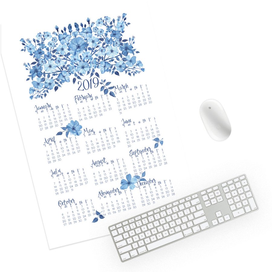 Create Compelling Products: Design, Print & Sell Tea Towel Calendars