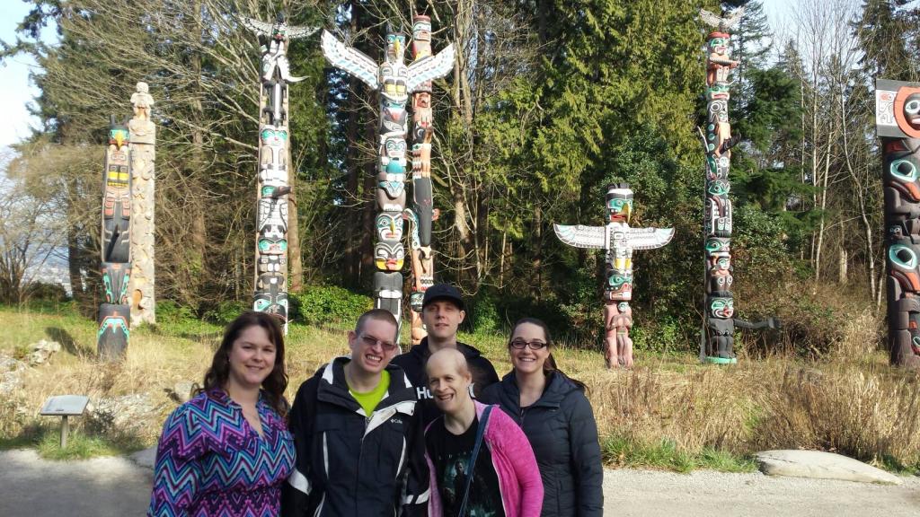 Karmen, Colin, Kelly, Chad and Melanie heading to the .