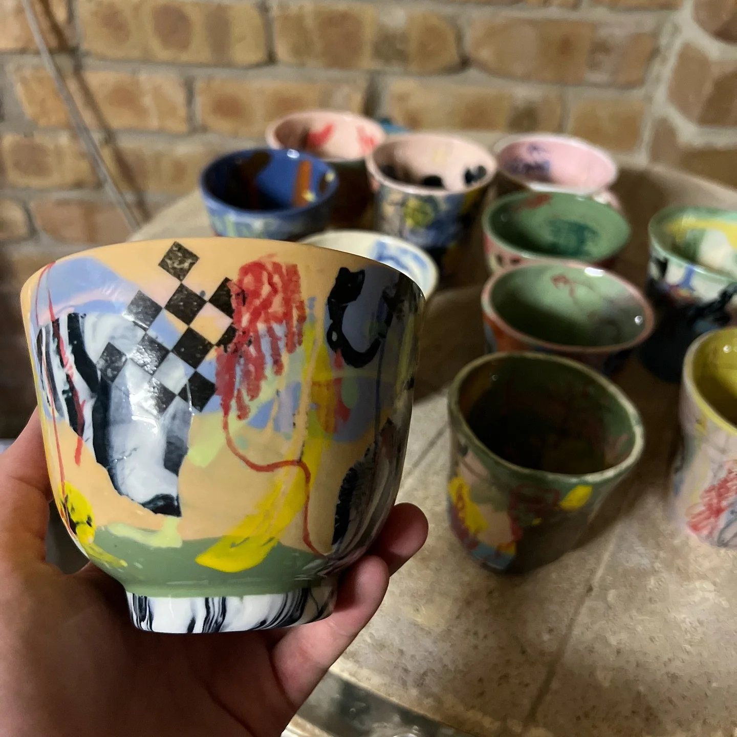 Recent happenings…
1. New pots of mine fresh out of dads electric kiln (or microwave he would call it)
2. Slip being happy 🥴
3. Lorne, Victoria. Grand final weekend with my little fam. Stunning beach. 
4. Prescilla… thanks Linds
5