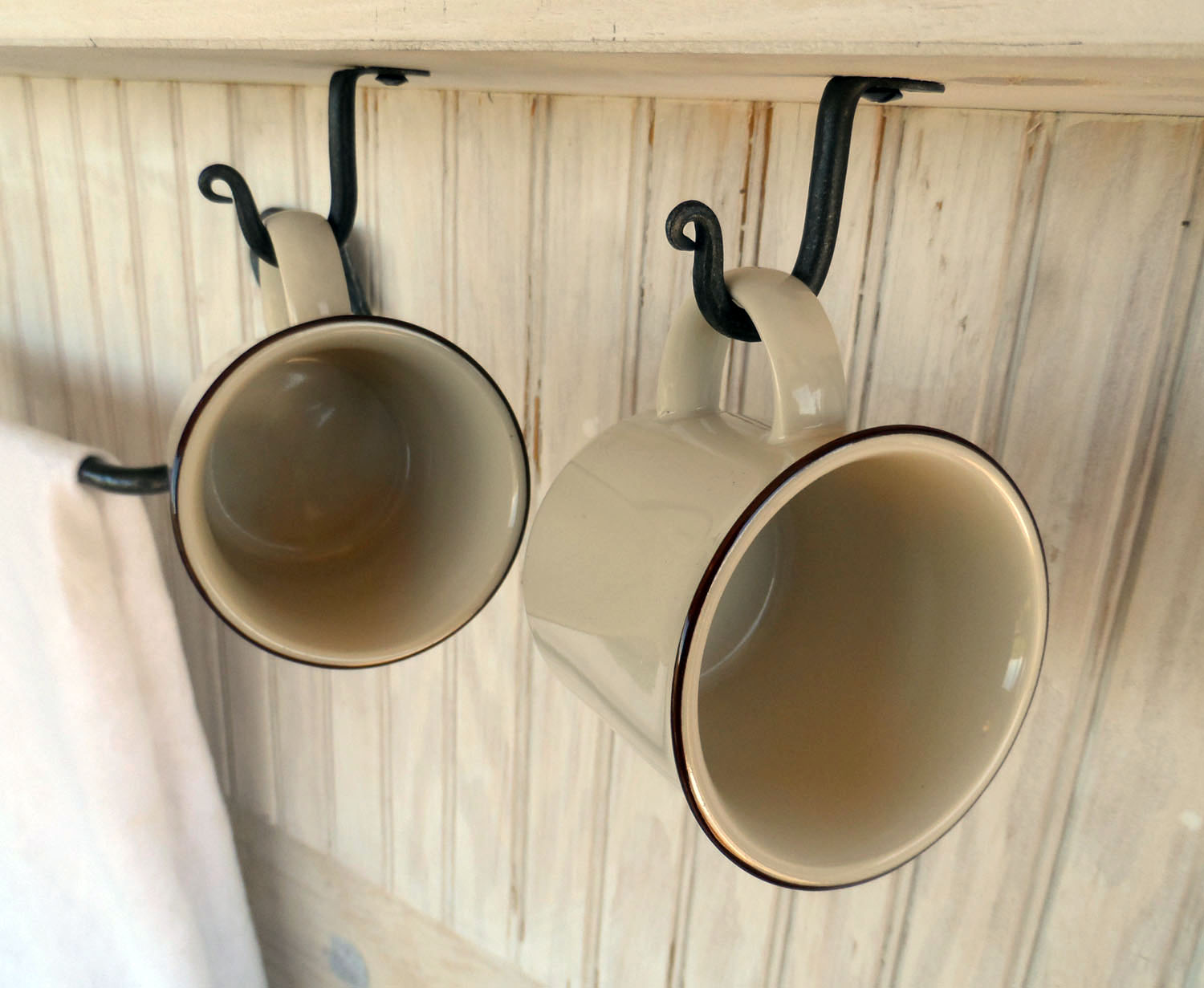 The Mug Hook