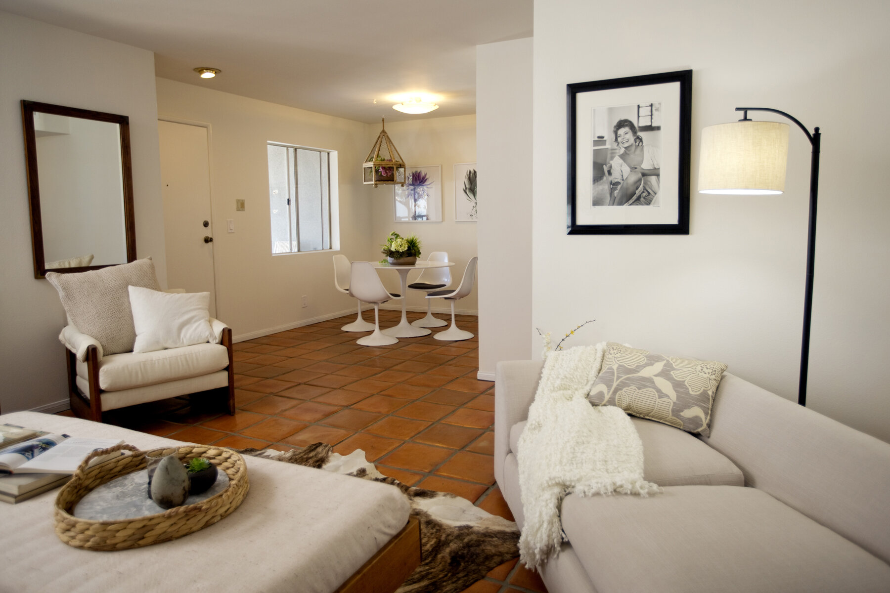 845-brooks-3---living-room_30283772325_o.jpg