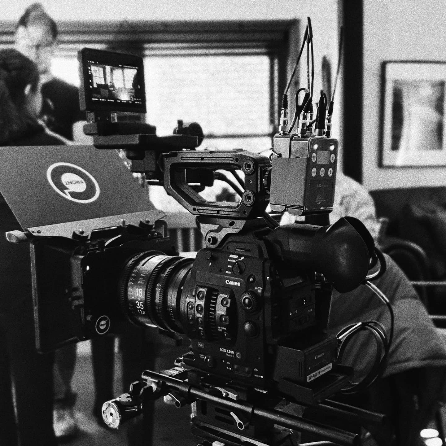 BTS. New project for Panadol.

#cinematographer #cinematography #setlighting #setlife #setlife #arrilighting @easyrig @easyminingrig #canonc200 #canonc300mkiii #bts #photooftheday #vsco @fujifilmx_au #c300markiii #setlife  #filmmakersworld #videograp