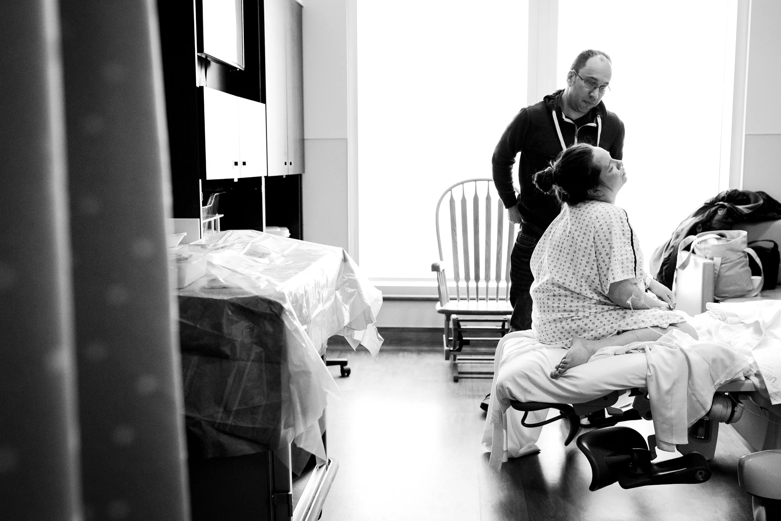 A Beautiful Hospital Birth with Midwives | VANCOUVER, BC, Birth Photographer + Doula