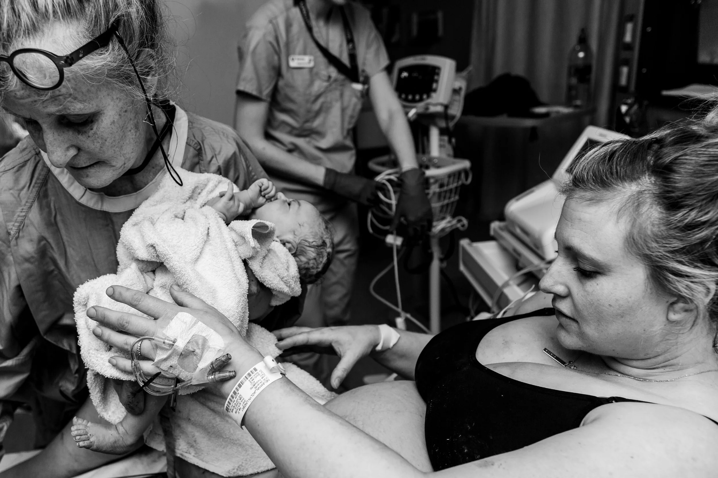 A Peace Arch Hospital Birth | Fraser Valley Birth Photographer and Videographer