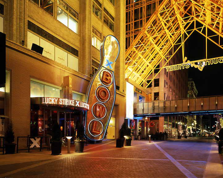 LUCKY STRIKES - LOUISVILLE