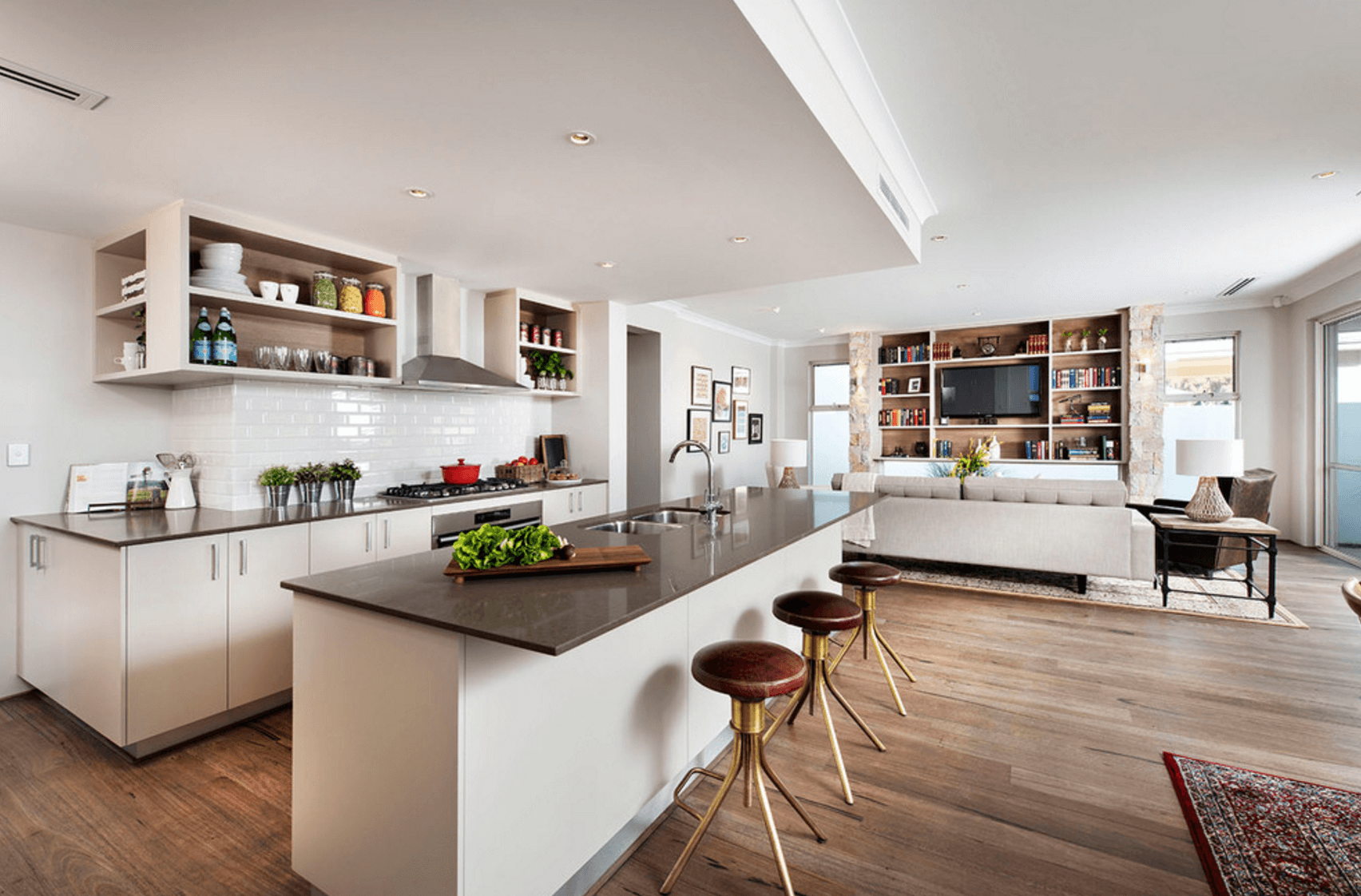 bright-open-floor-plan.png