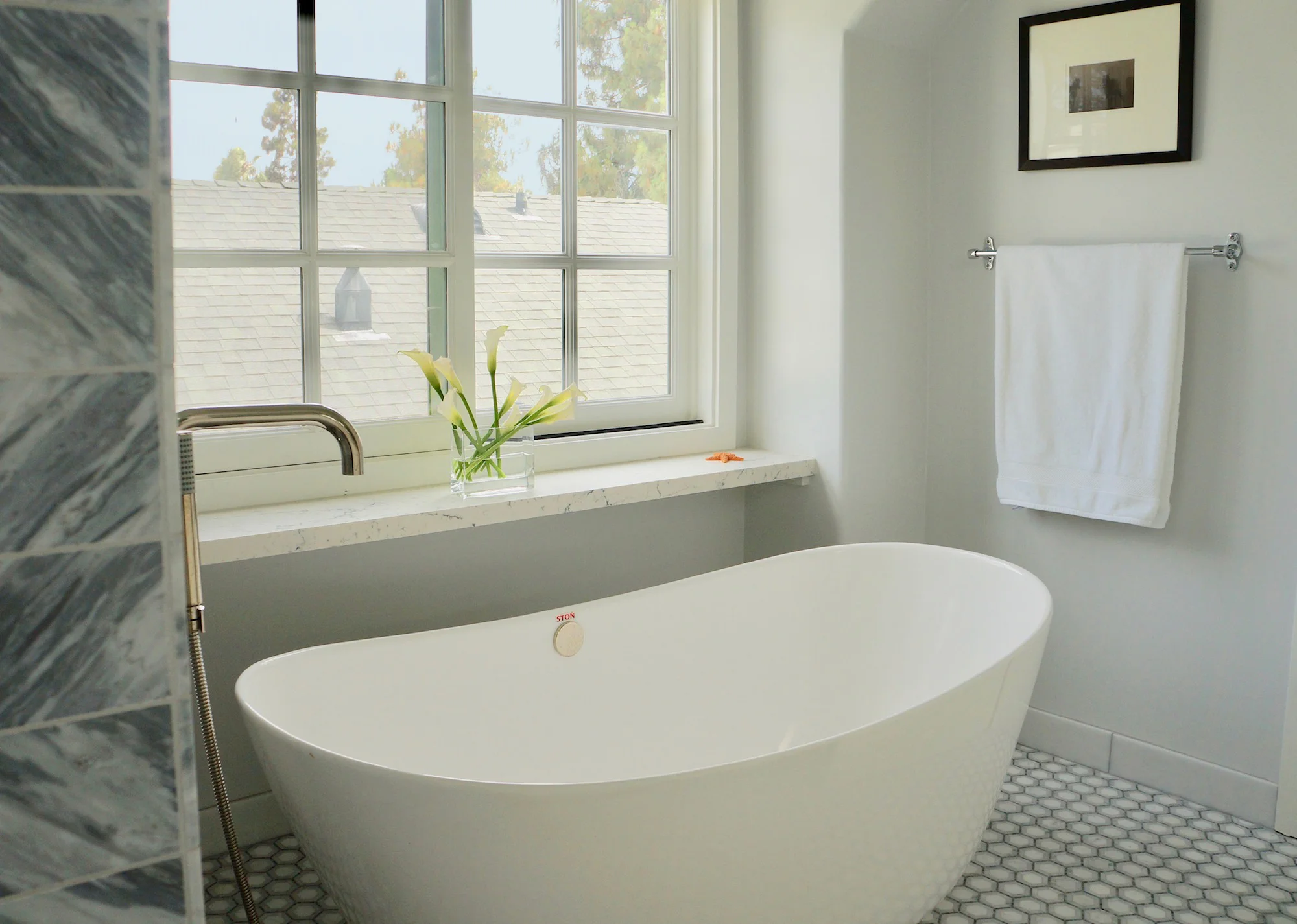 8-SM tub_V.jpg