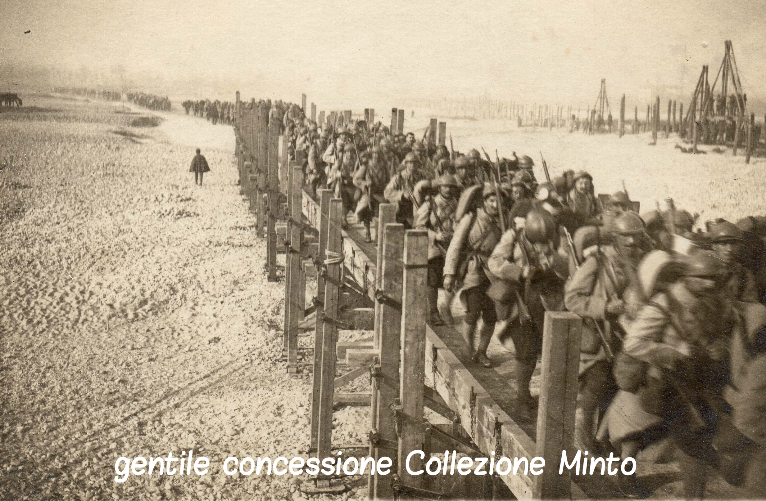Truppe Francesi in marcia verso il fronte del Piave