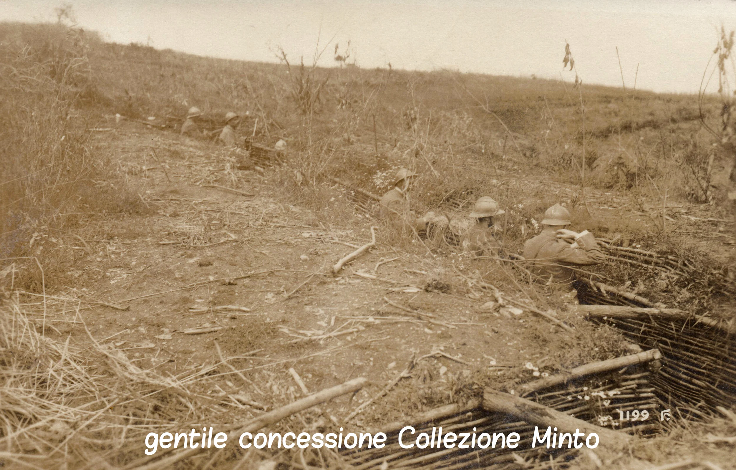 Trincea italiana lungo il fronte del Piave