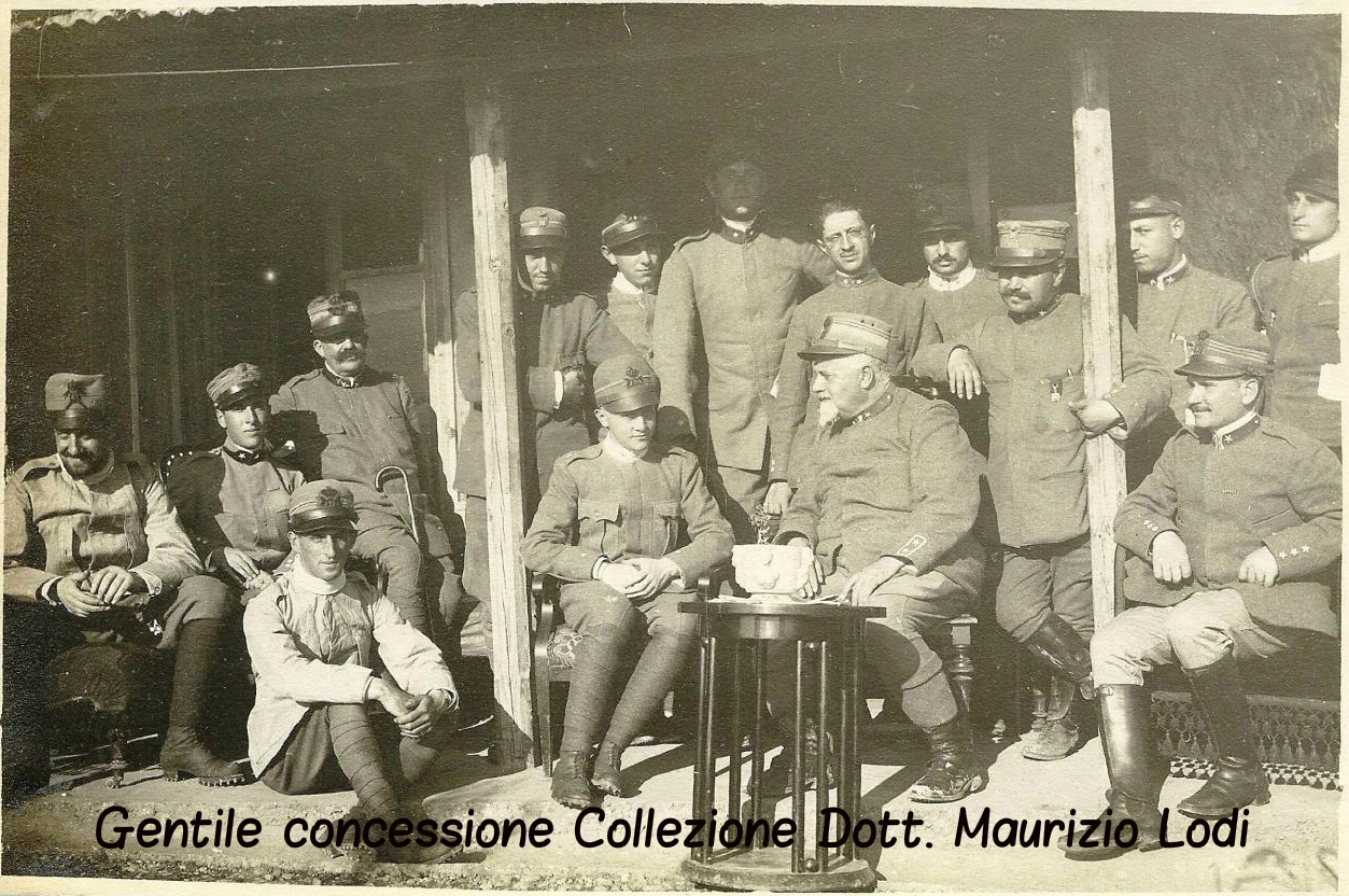 duca bergamo sott regg l5 lancieri novara carso luglio 1916 (c).jpg