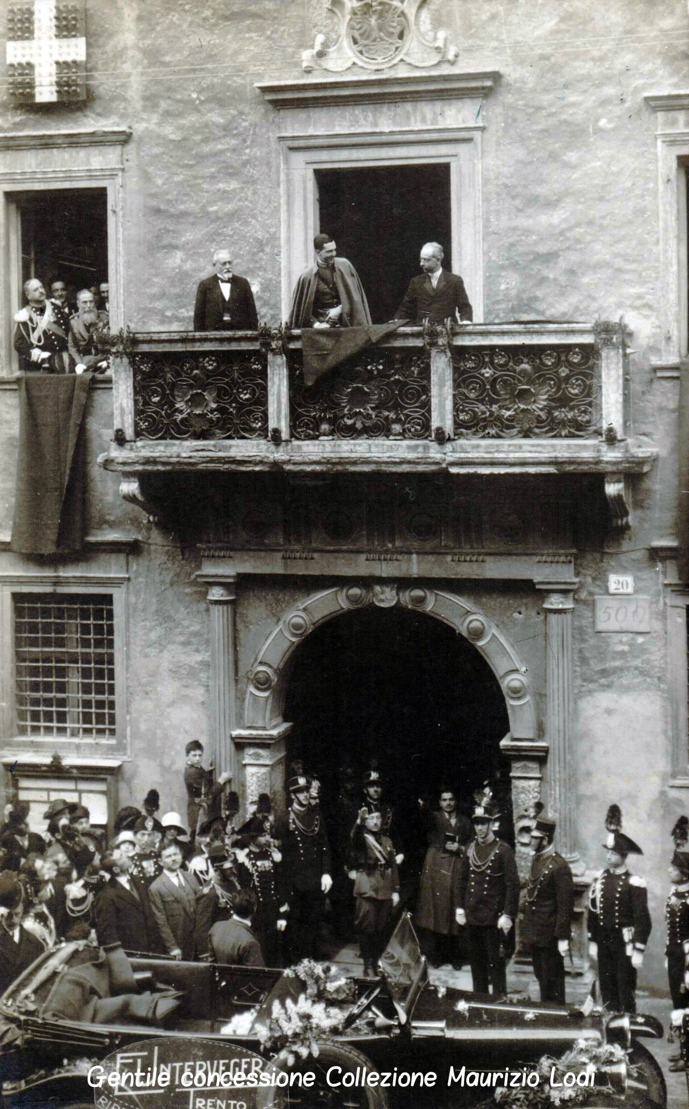 Visita del Principe Umberto di Savoia in Trento Redenta 27.4.1924 (c).jpg