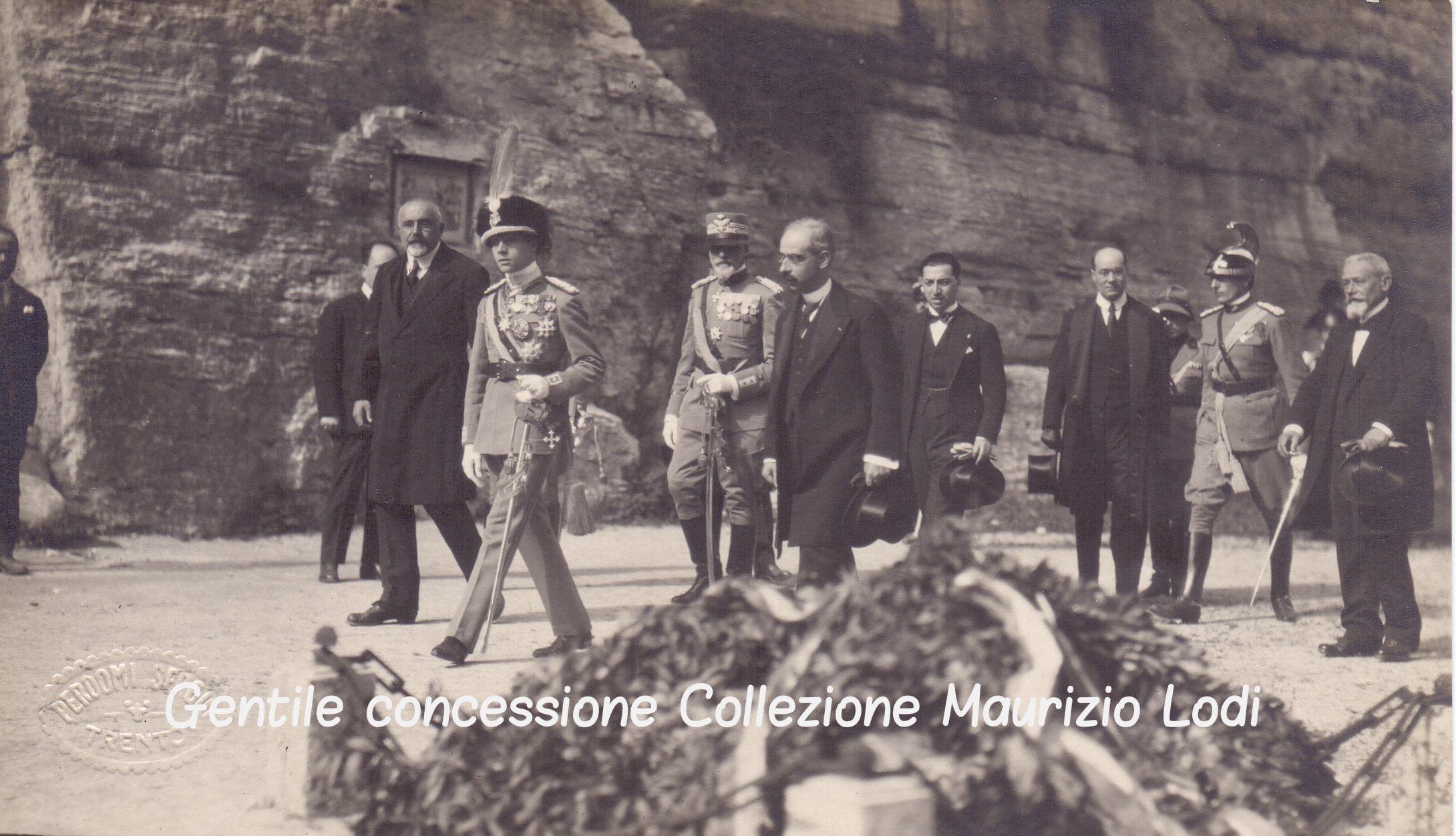 Trento 28 settembre 1923 Pellegrinaggio di S.A.R. Adalberto di Savoia Duca di Bergamo alla Fossa dei Martiri.jpg