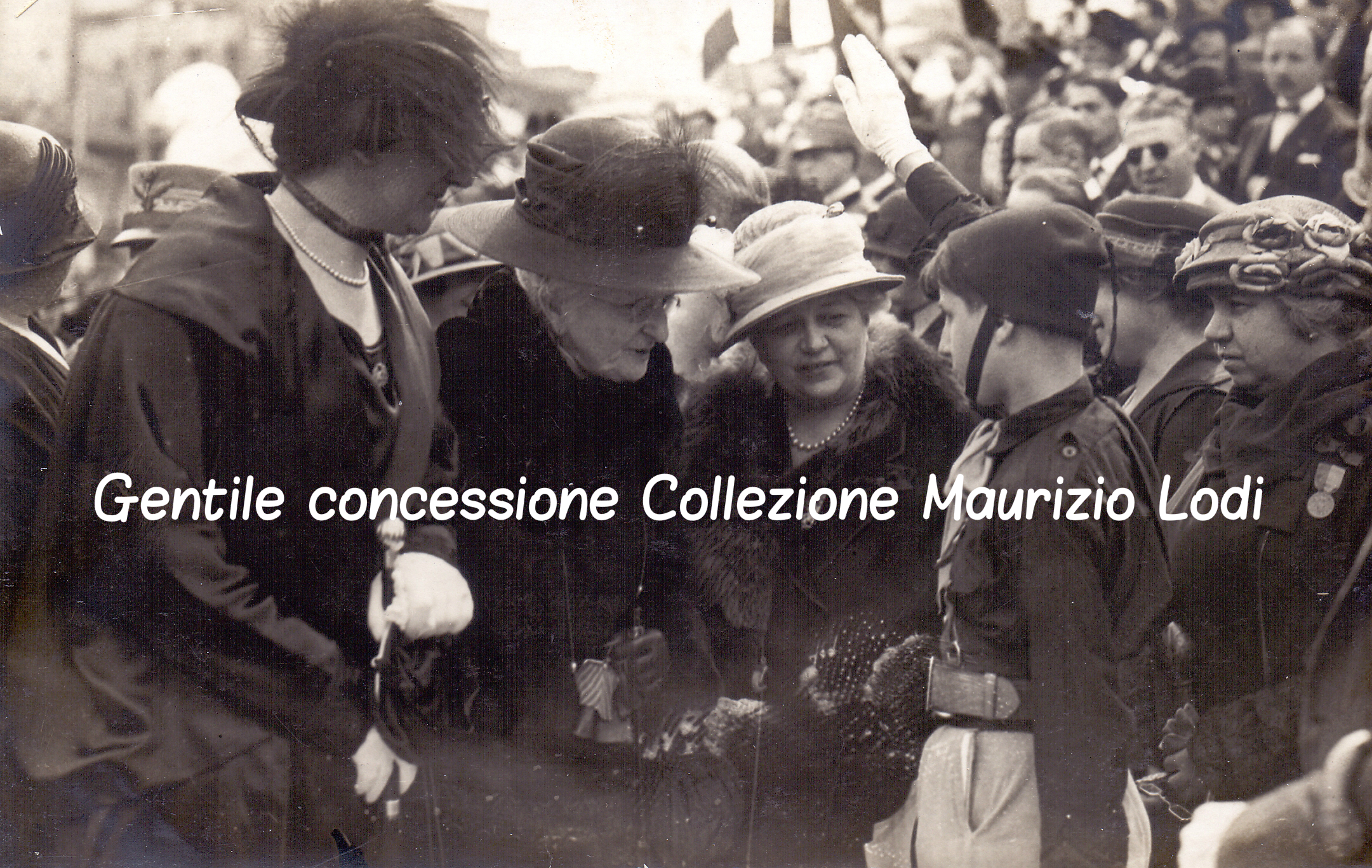 Roma 4 novembre 1924 Regina Madre e la Regina Elena petizione Monumento alle Madri e Vedove dei Caduti della Grande Guerra 3c.jpg