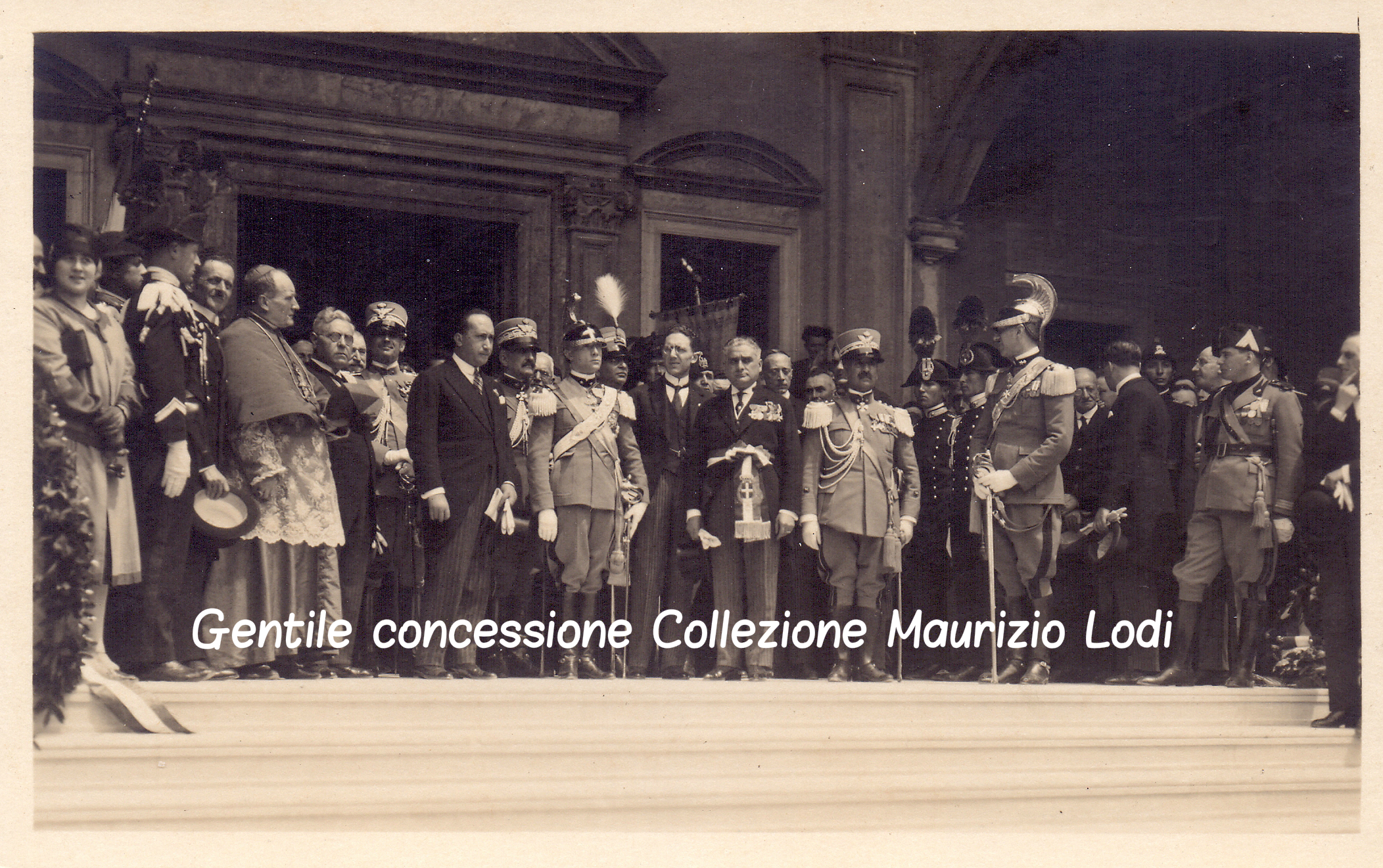 5  5 giu 1927 adalberto savoia duca bergamo cerim pantheon caduti gg e parco rimembranza C.jpg