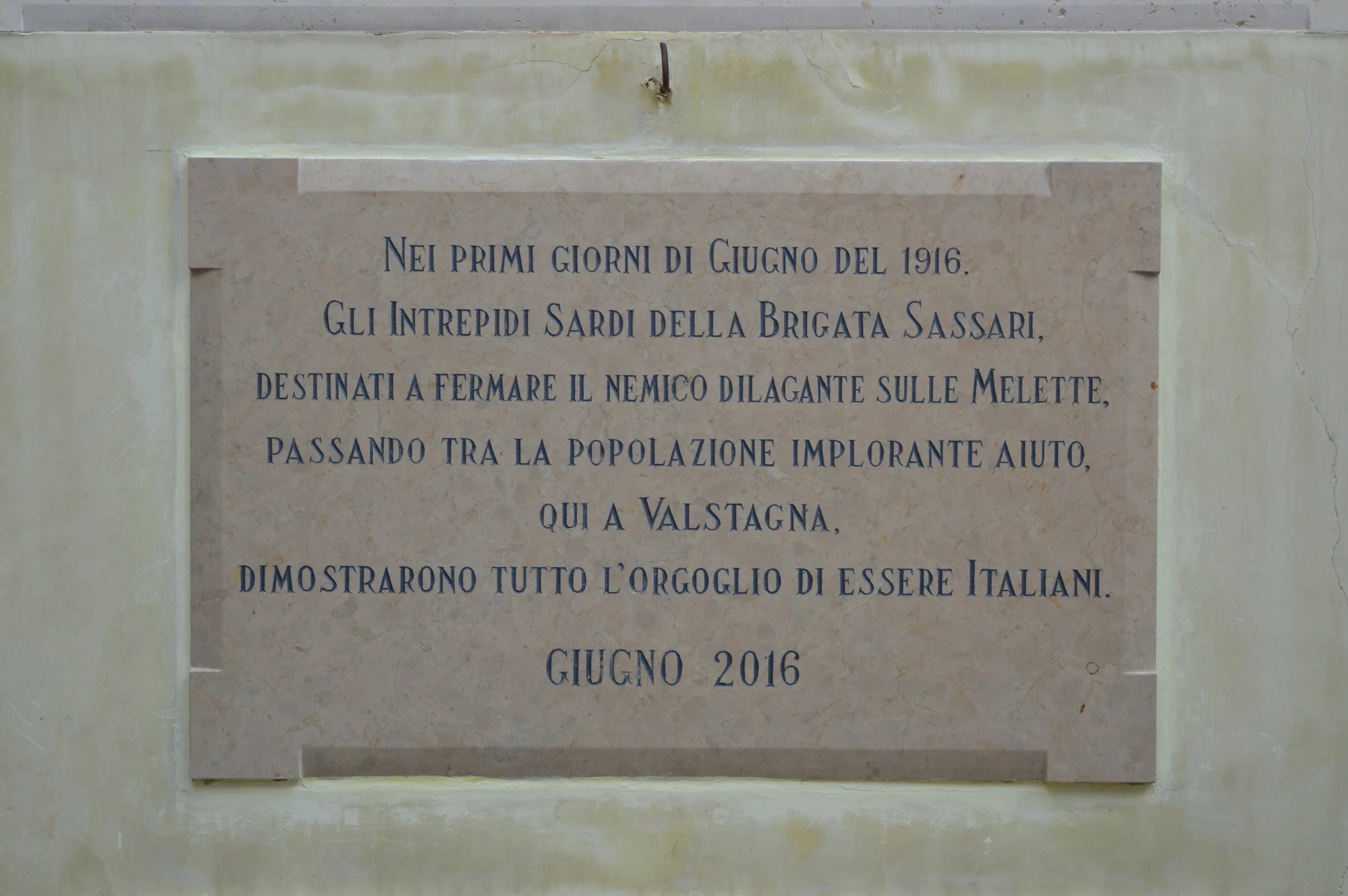 095 lapide sassari valstagna.JPG