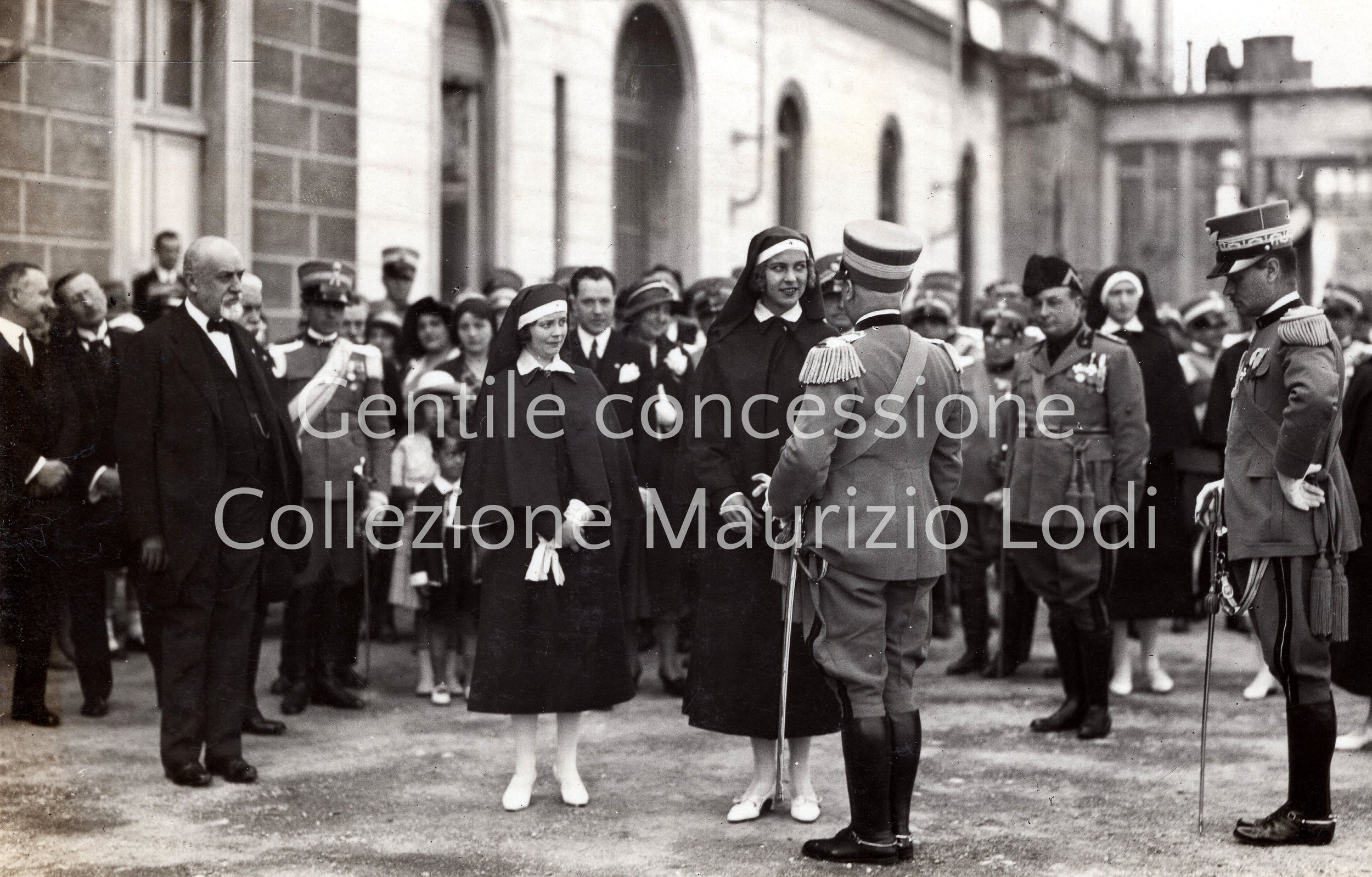 24 05 1930 anniv e visita princ maria piemonte osp mil alessandro riberi torino con Lydia D'Arenberg Duchessa di Pistoia c.jpg