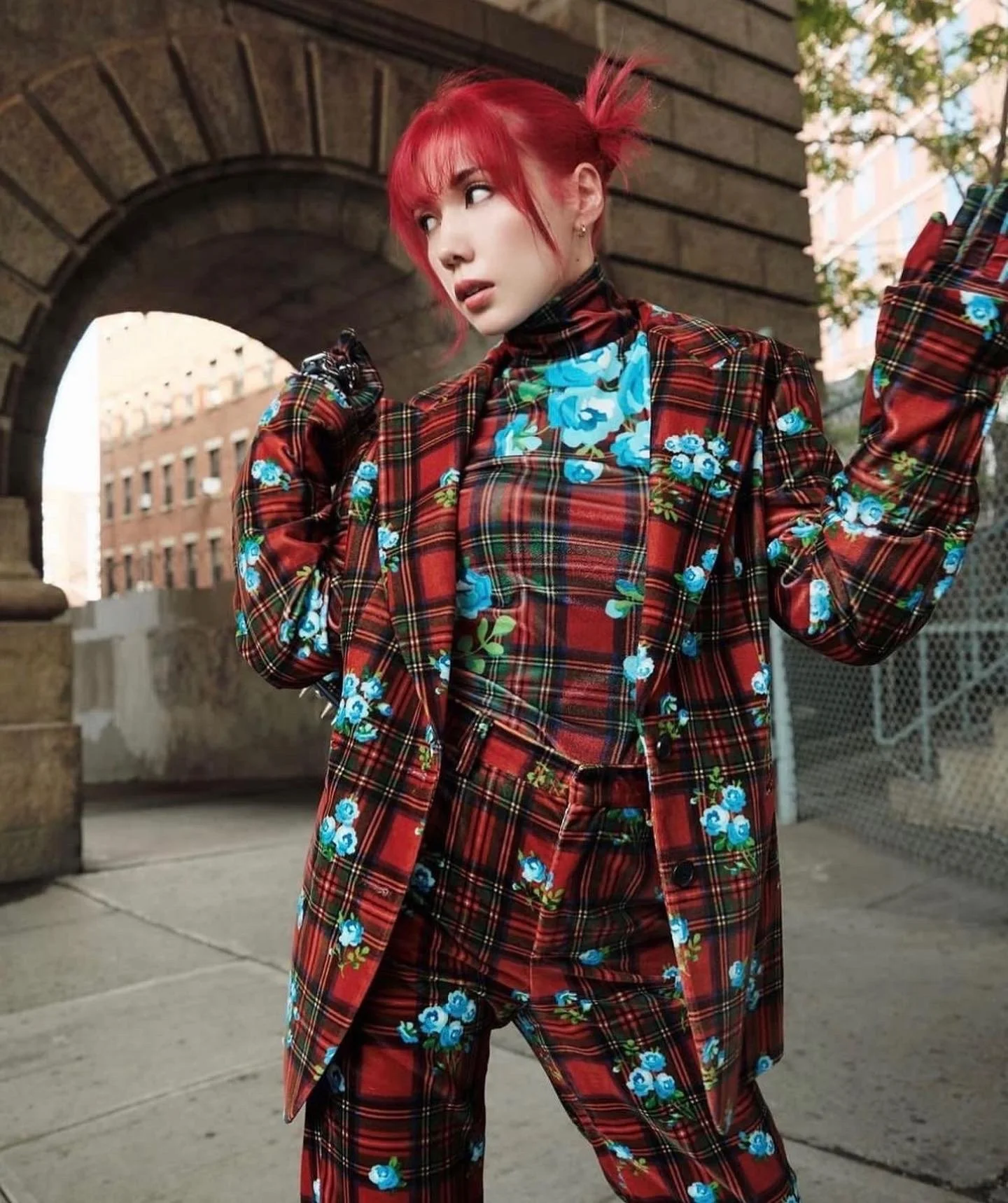 Elle Japan October 2022 Story featuring Riisa Naka | Key Stylist: Ayumi Hamamoto