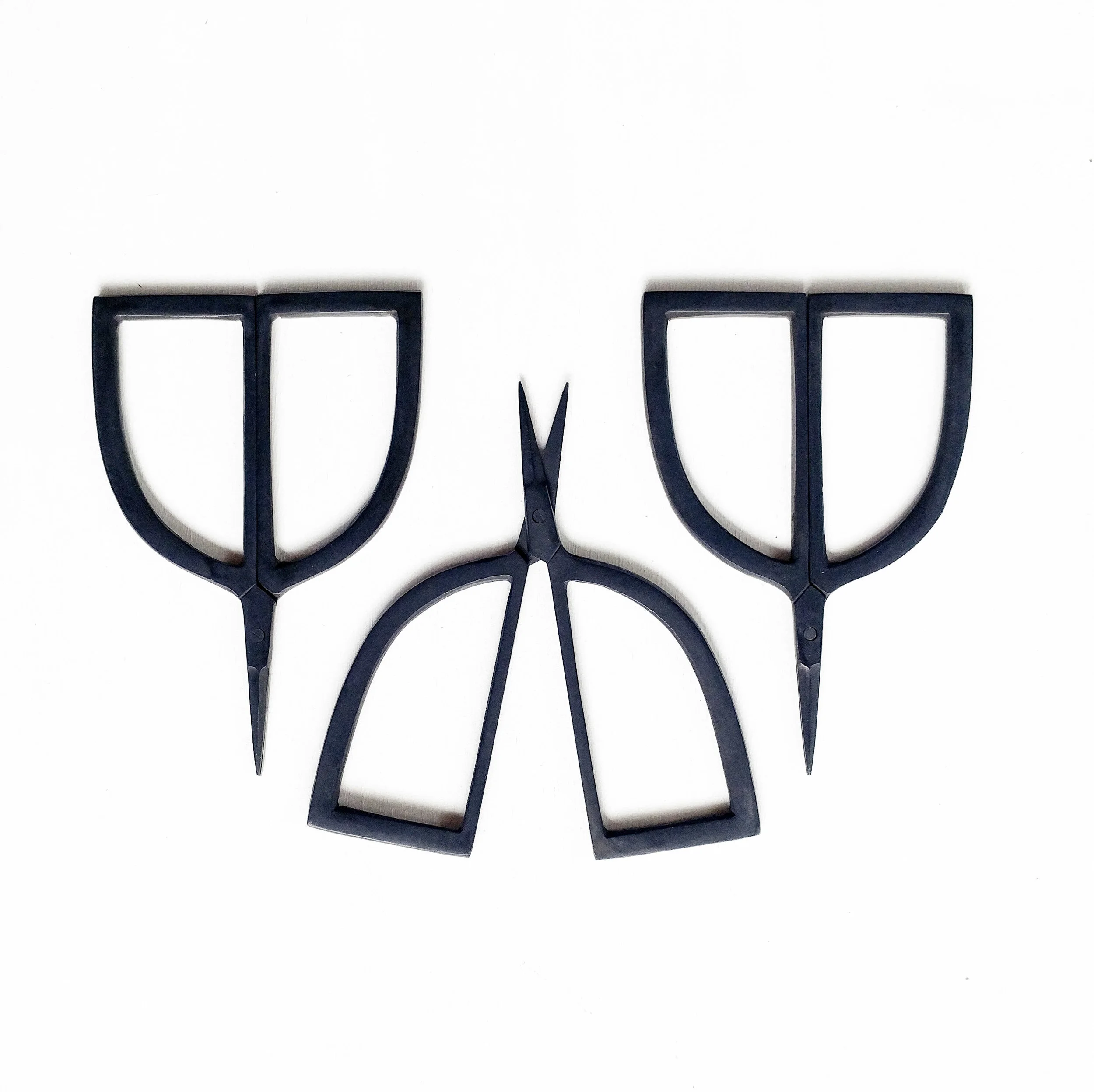 scissors_flat_1.jpg