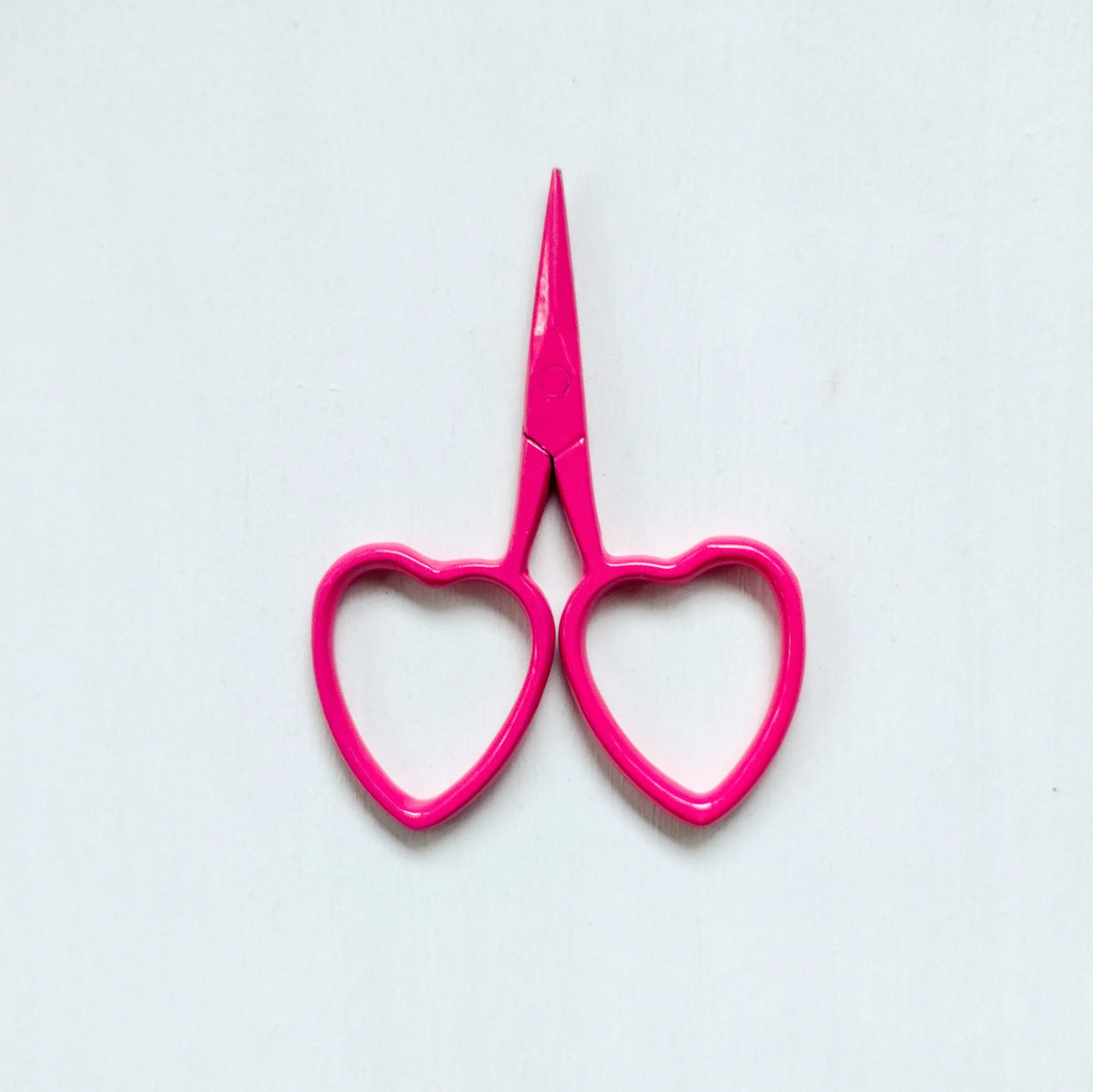 scissors_heart_3.jpg