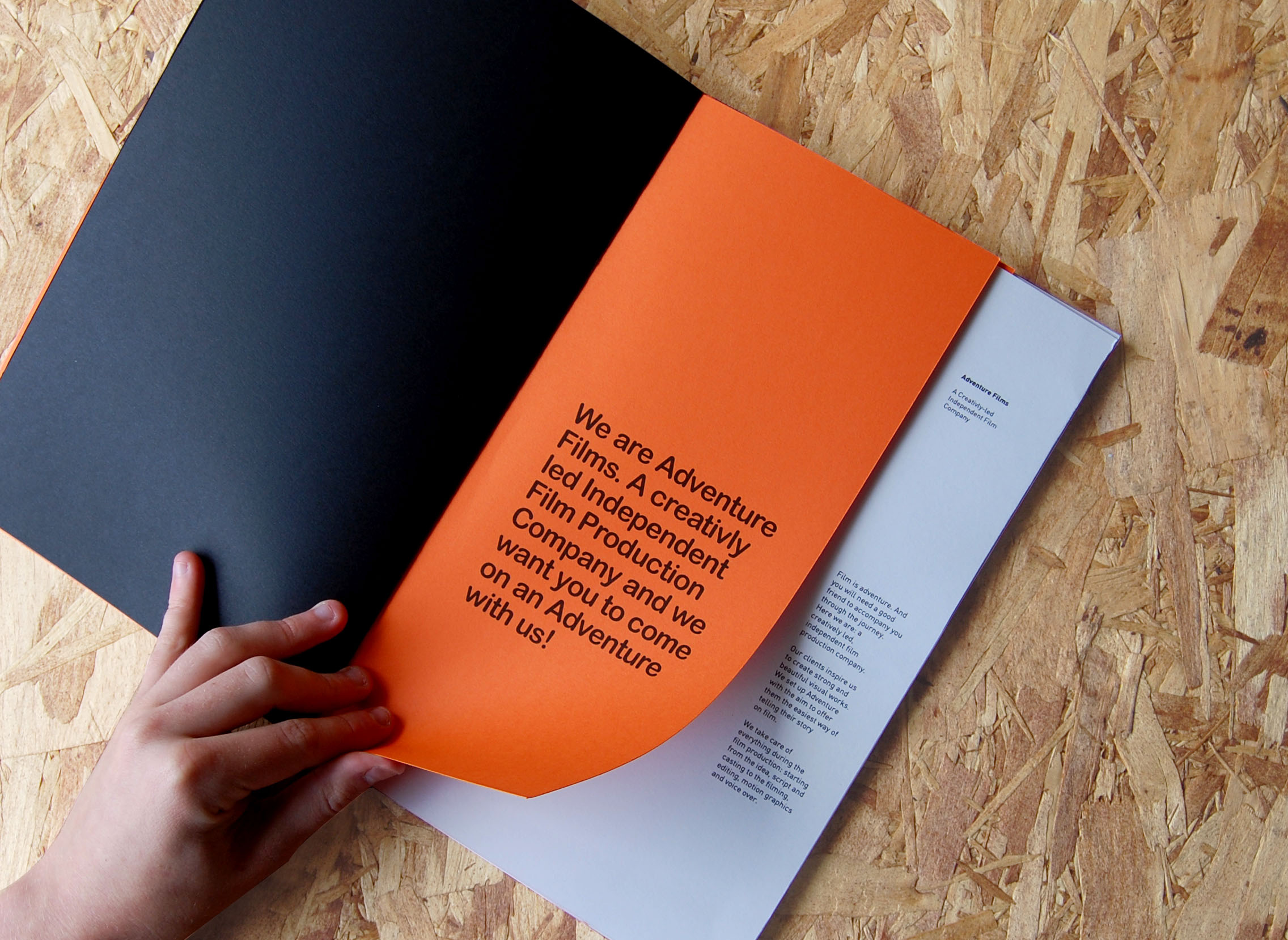 Brochure_1.jpg