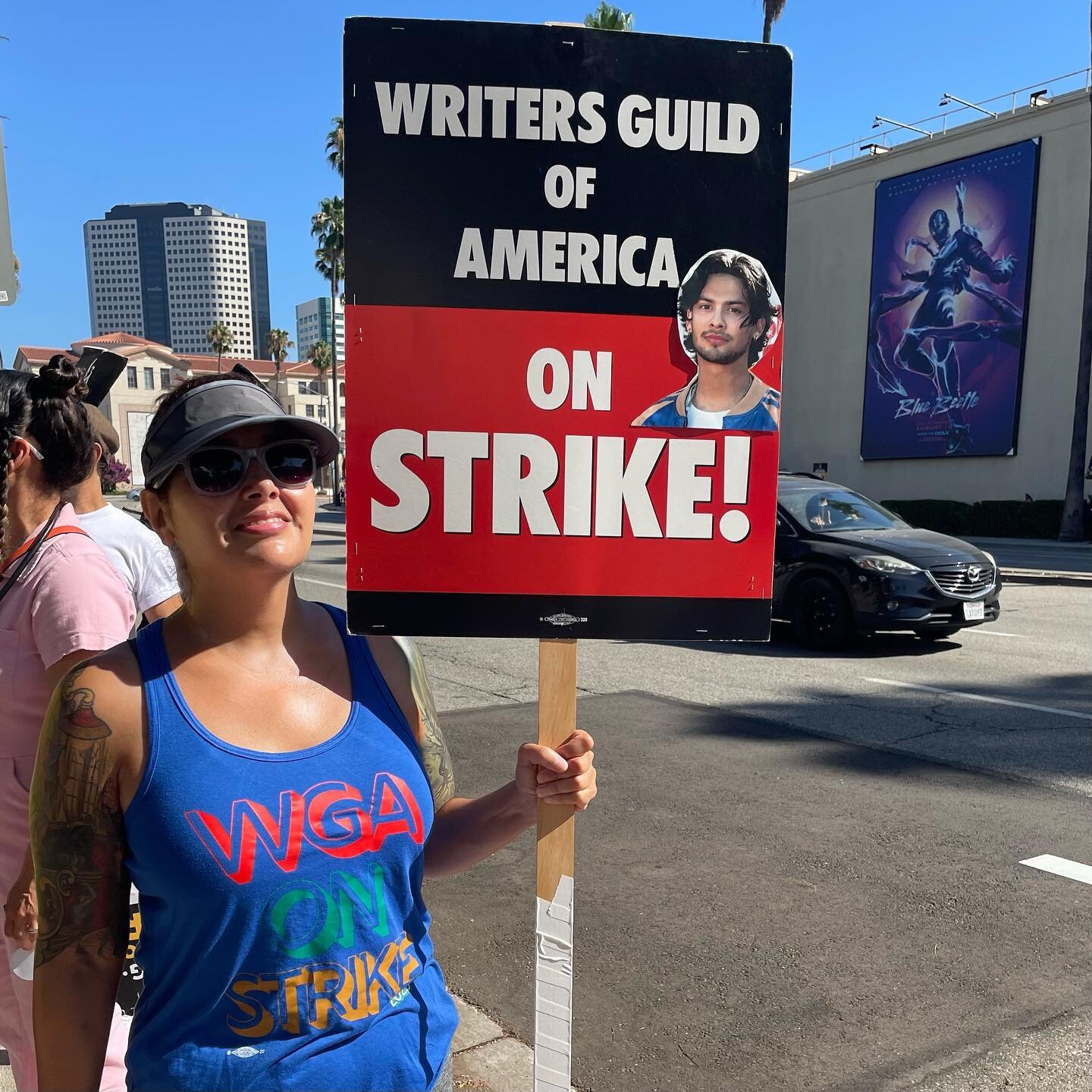 What an amazing day at the Latinx picket today at WB! So many friends came out for this one and it was packed! Proud to be out there con mi gente, laughing, dancing, eating tacos (thank you, Wilmer!), and getting psyched for our weekends (movies, any