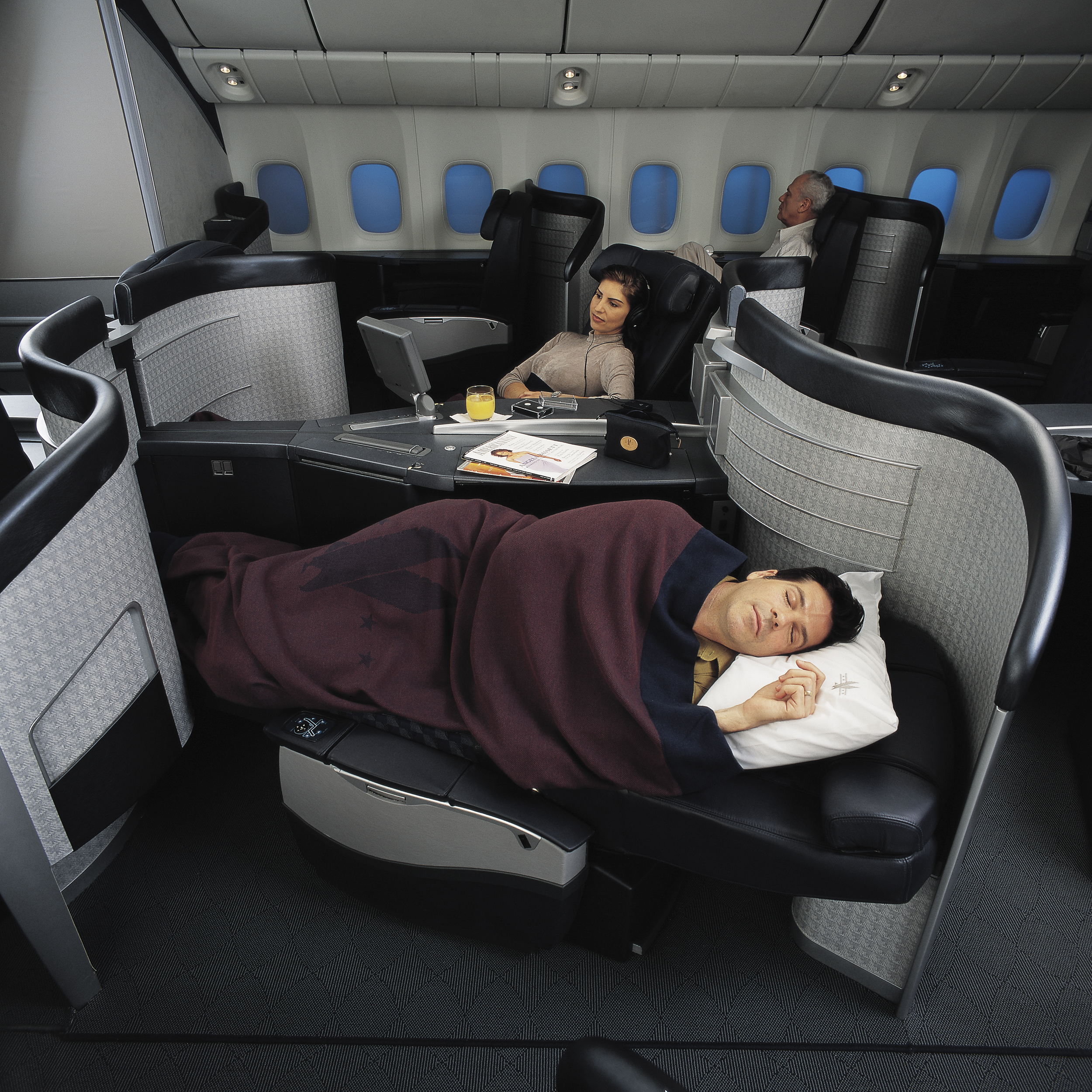 AA_flag_07_sleep_center.jpg