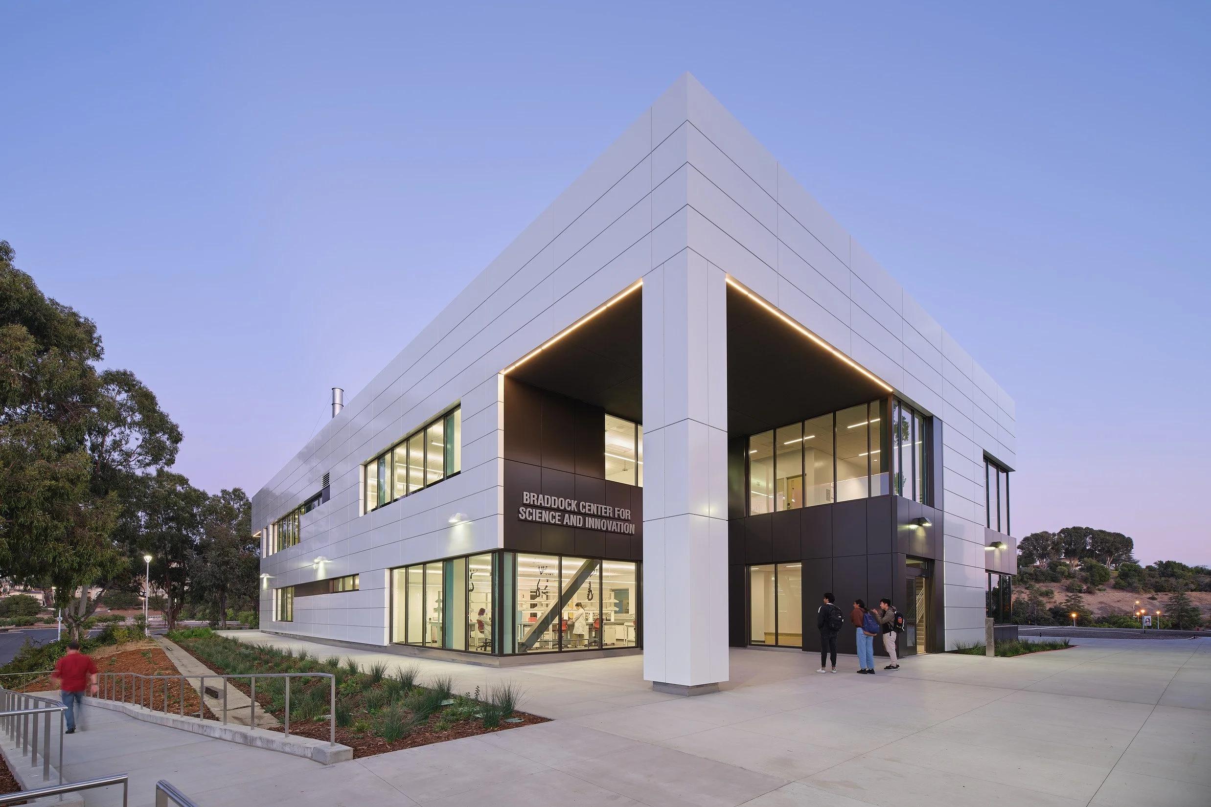 Cal State East Bay, Braddock Center for Science & Innovation, Hayward, CA