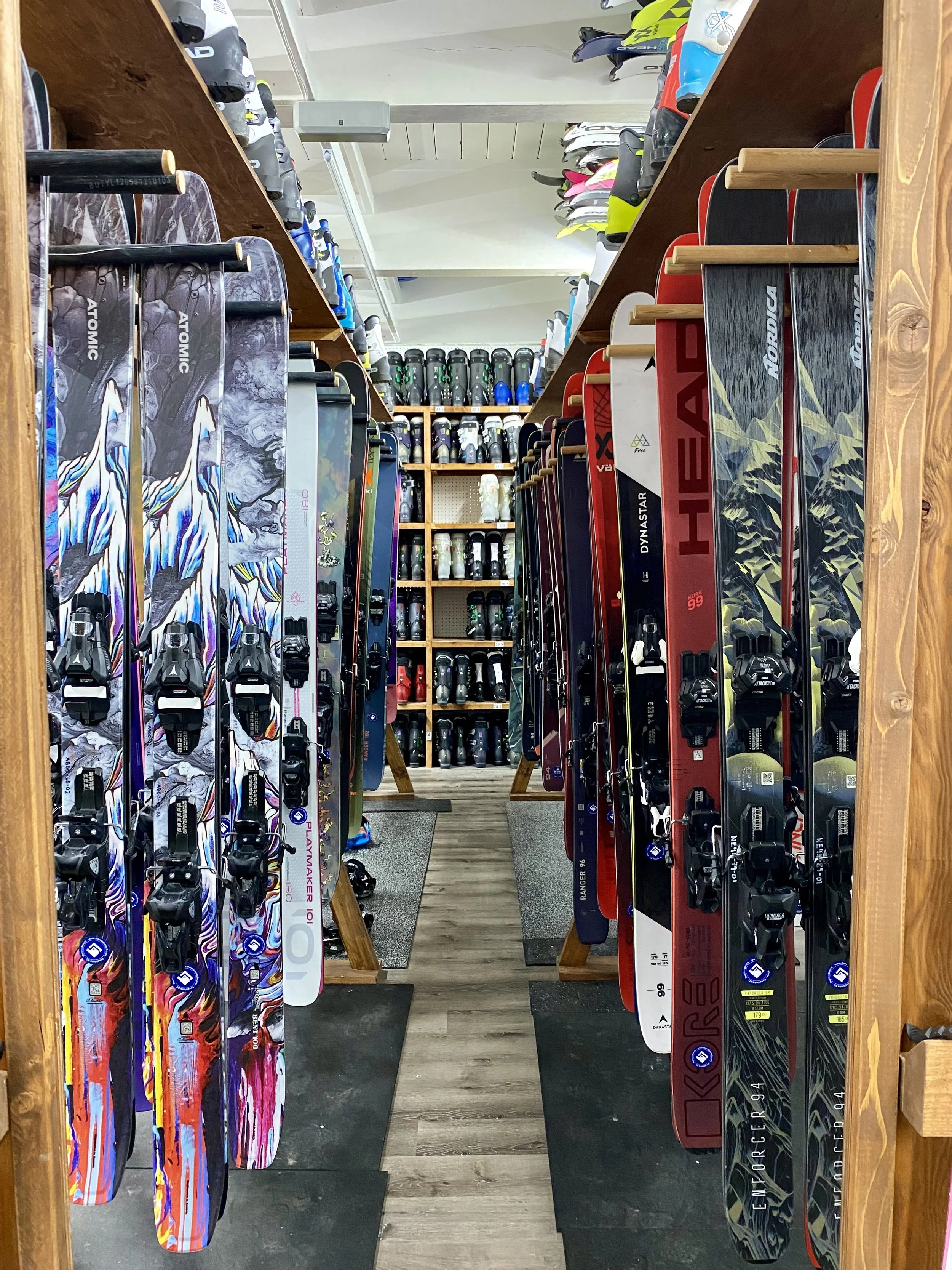 Ski and snowboard rental equipment Revelstoke The Wax Bench