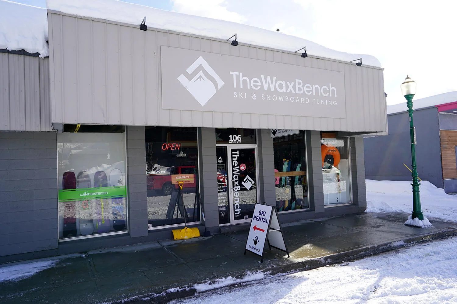 snowboard and ski rental and repair shop. Ski shop. Retail shop for skis and snowboards