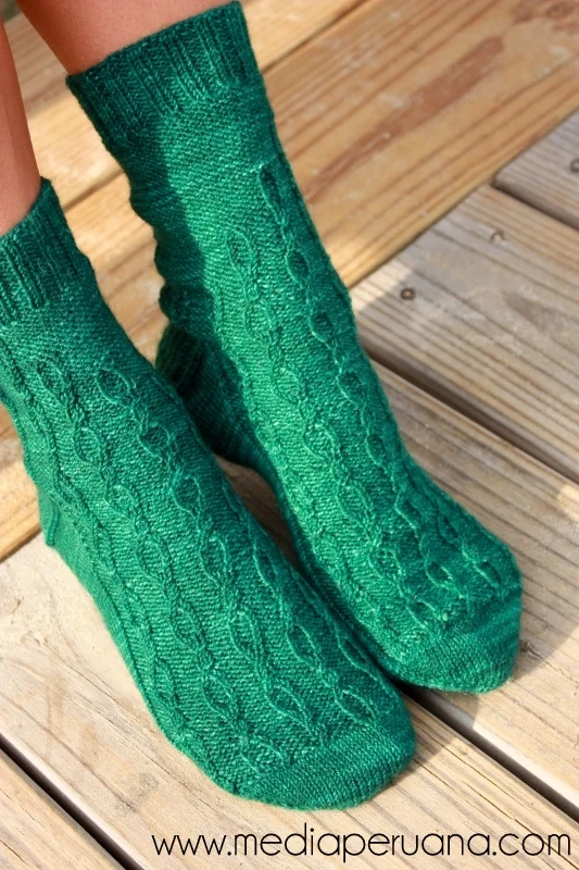 Pisac sock knitting pattern by Kristen Jancuk, MediaPeruana Designs