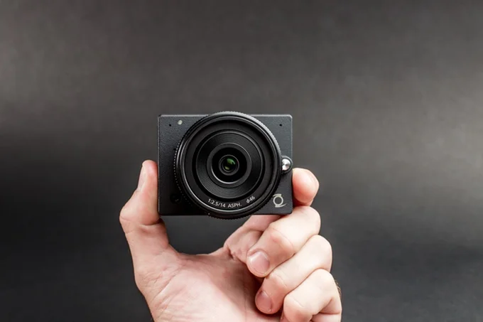  ·&nbsp;&nbsp;&nbsp;&nbsp;&nbsp;&nbsp;&nbsp;&nbsp; 4K 4096×2160&nbsp;@ 24fps·&nbsp;&nbsp;&nbsp;&nbsp;&nbsp;&nbsp;&nbsp;&nbsp; UHD 3840×2160&nbsp;@ 30 fps·&nbsp;&nbsp;&nbsp;&nbsp;&nbsp;&nbsp;&nbsp;&nbsp; 16 Megapixel Micro Four Thirds Sensor·&nbsp;&n…