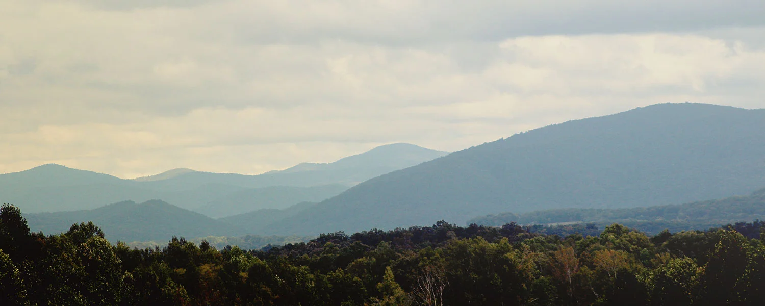  The scenic mountains of Tiger, Georgia. 