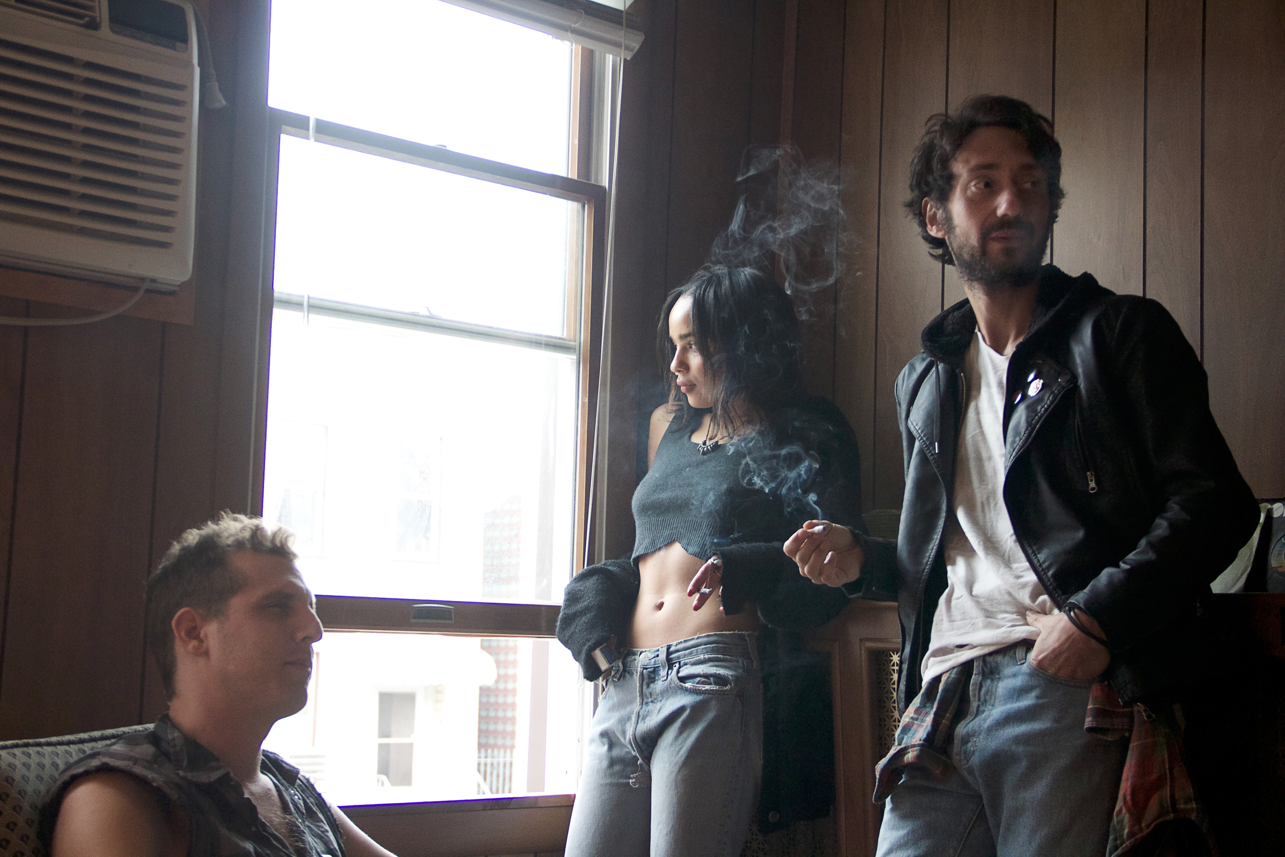  Zoe Kravitz and Lolawolf 