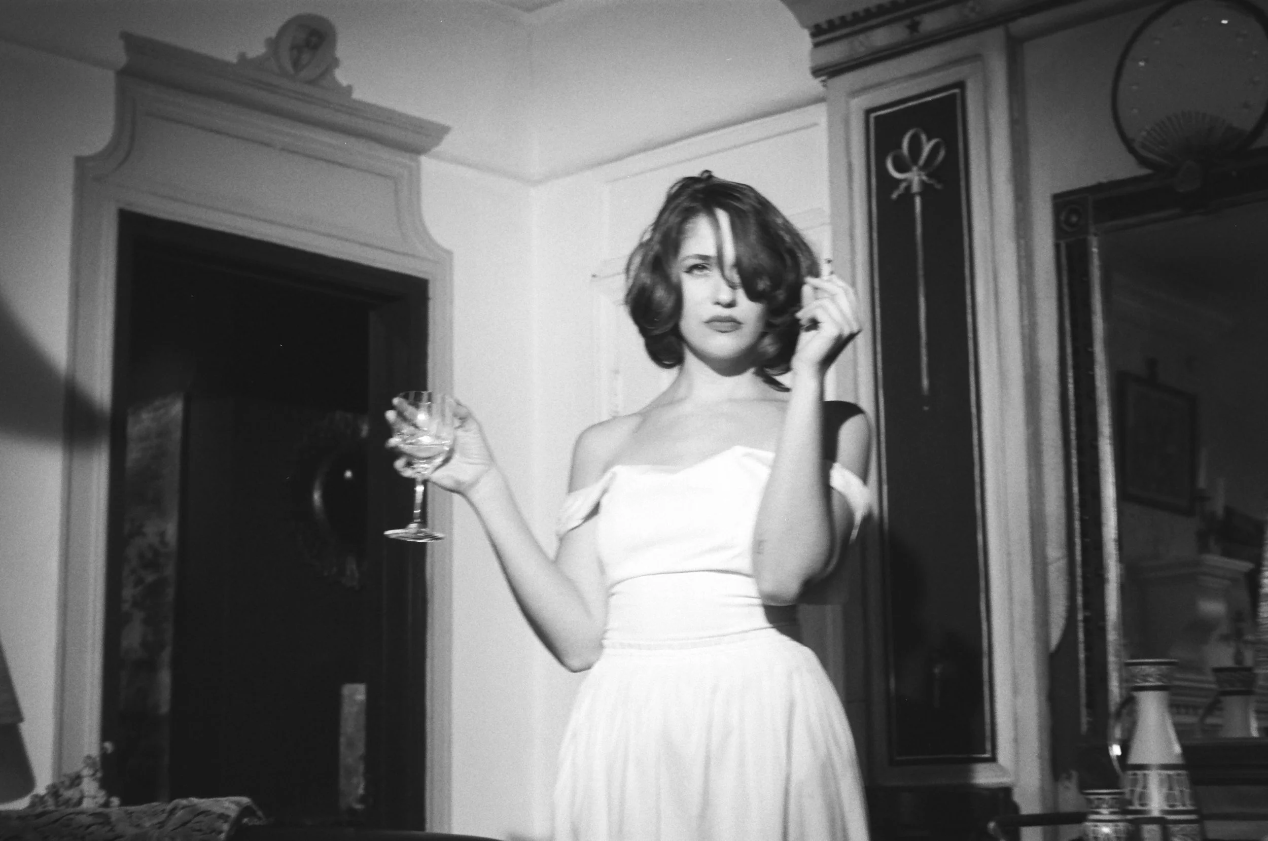  Lola Kirke 