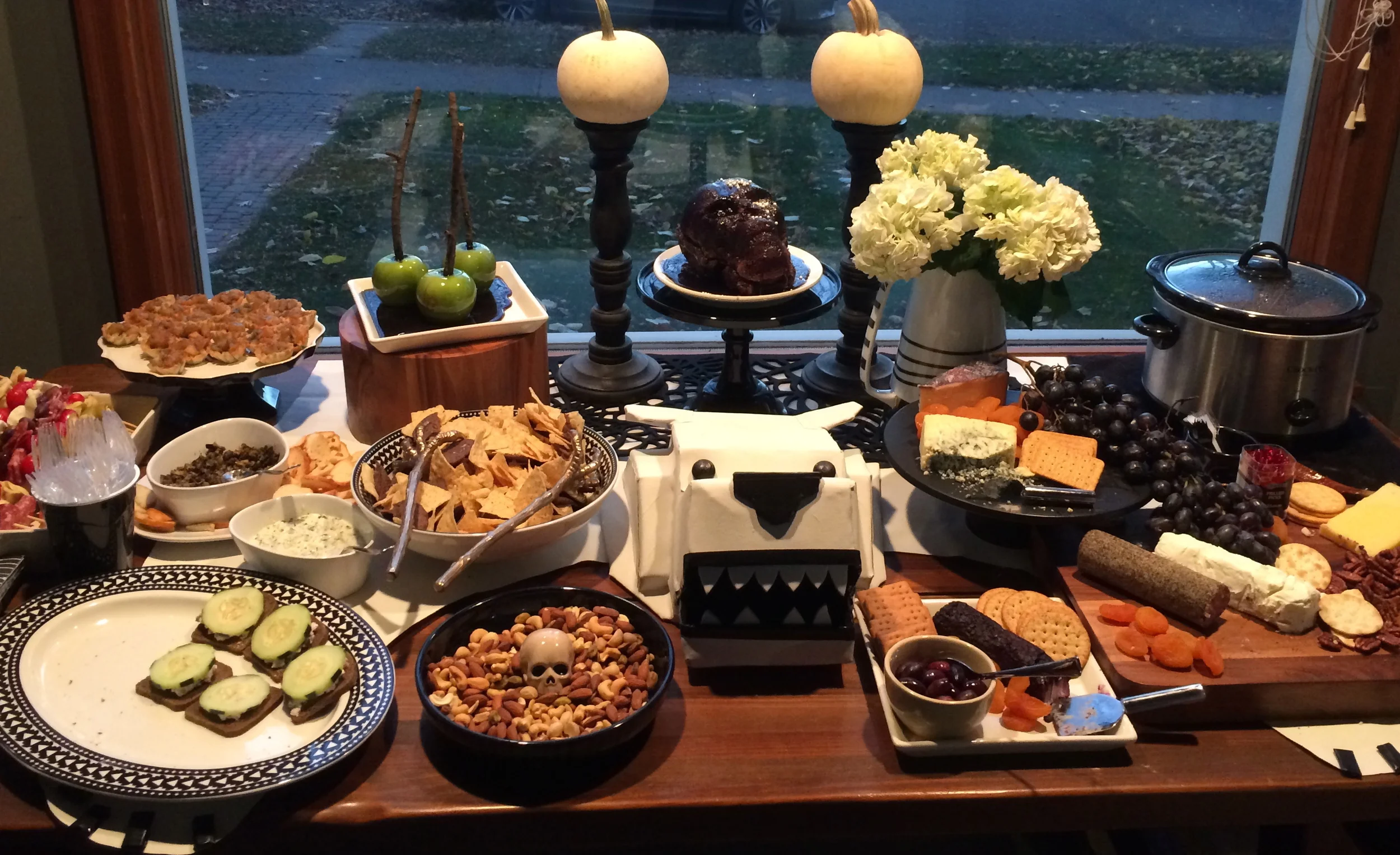 We know one thing by now - our friends EAT!