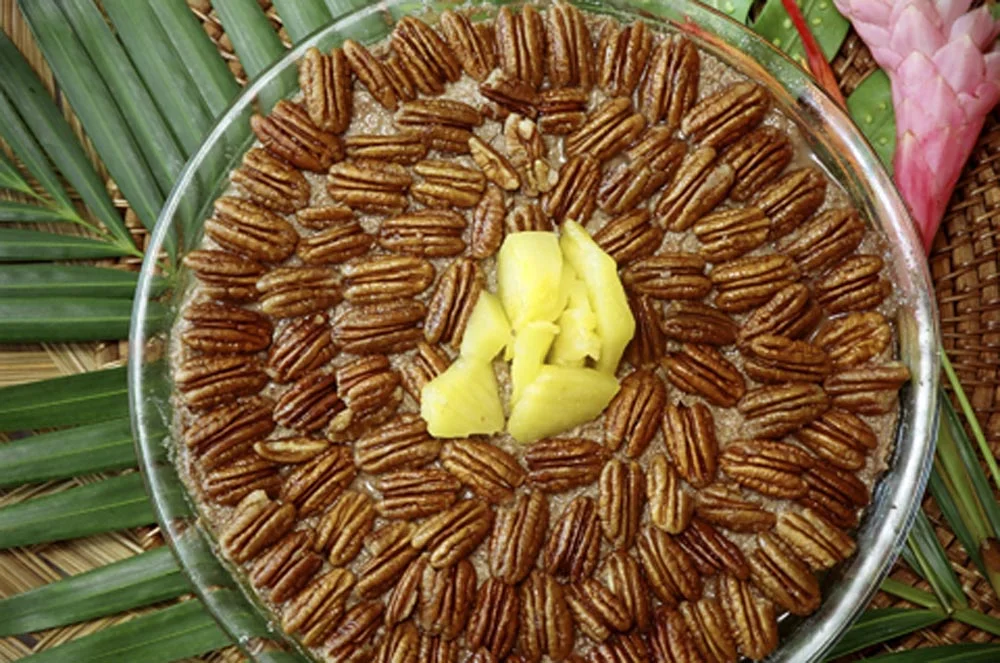 Raw Banana/Mango Pecan Pie