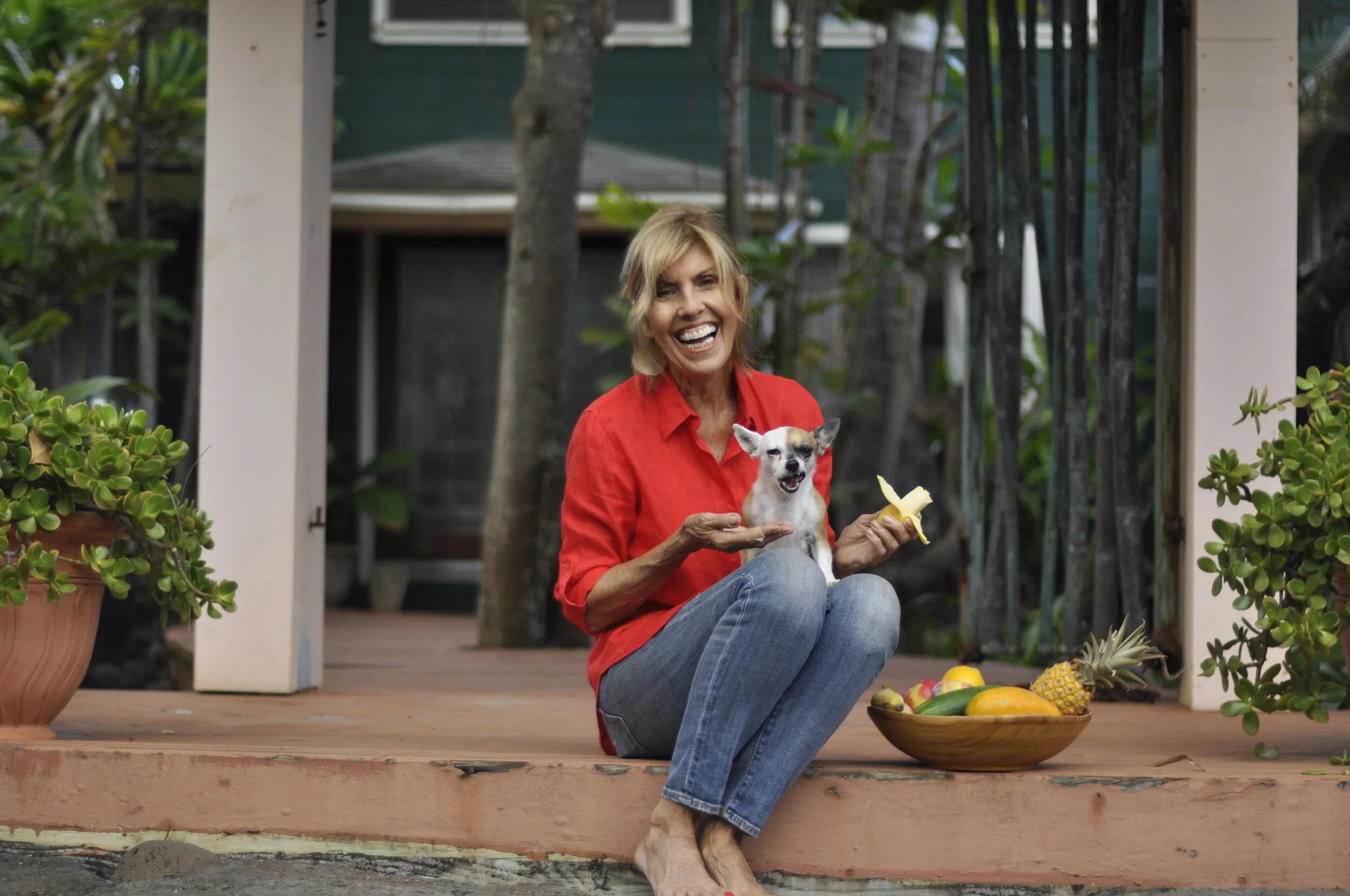 laughing feed sis.JPG