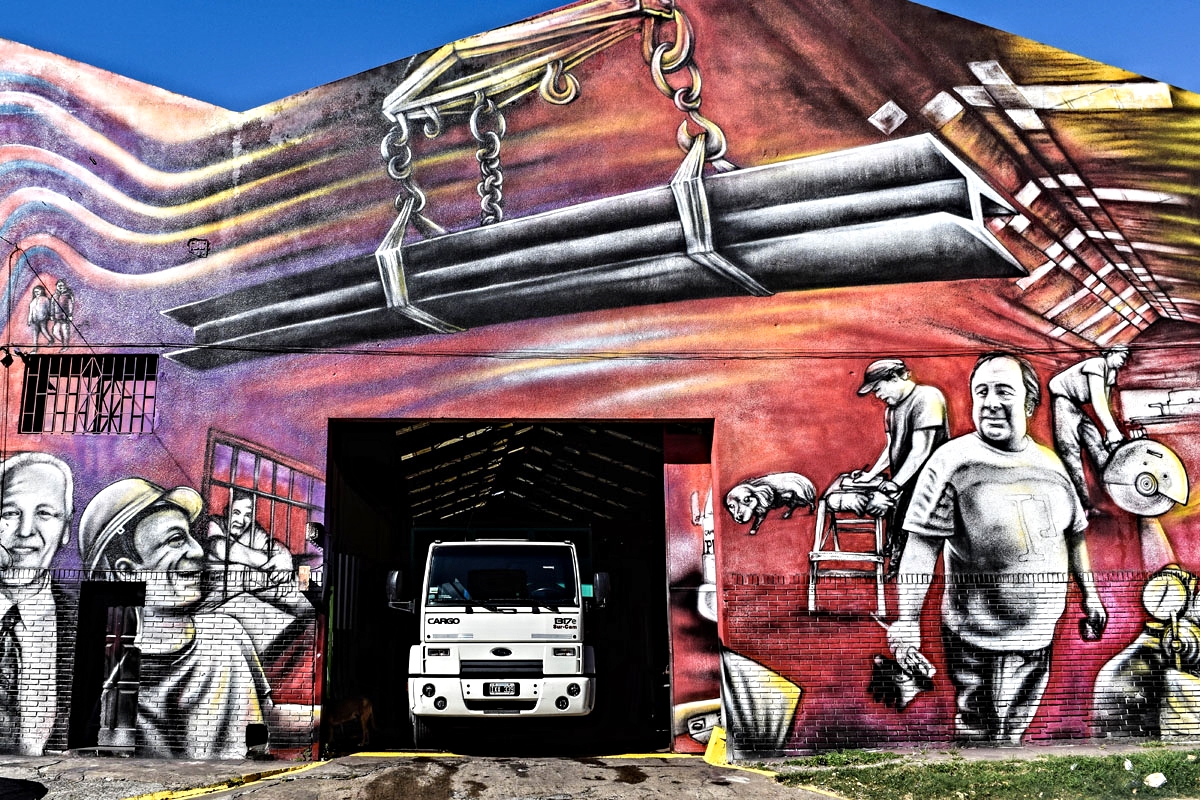A metal factory in Barracas is part of artist Pelado's vast work, 'The Return of Quinquela'.