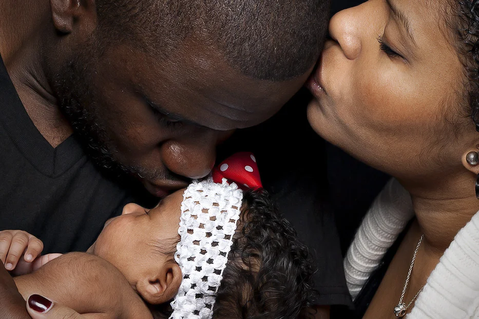 2012_11_17 - Anaiyah's Newborn Shoot-86b.jpg