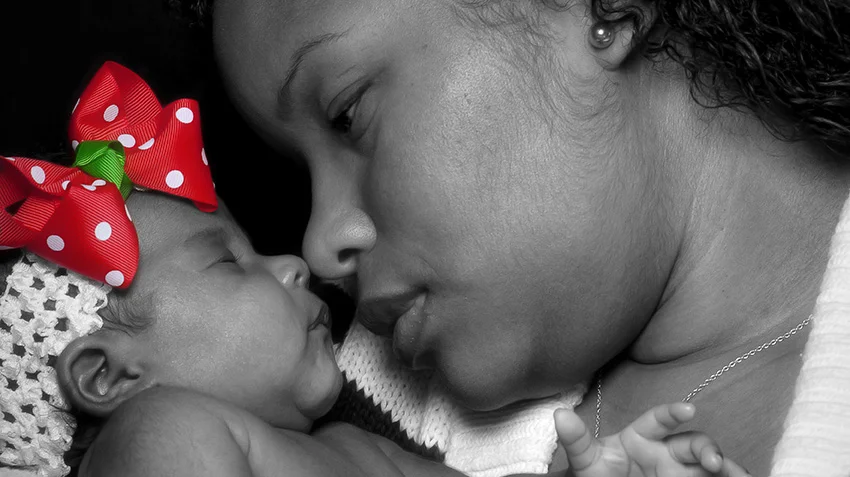 2012_11_17 - Anaiyah's Newborn Shoot-112(c).jpg