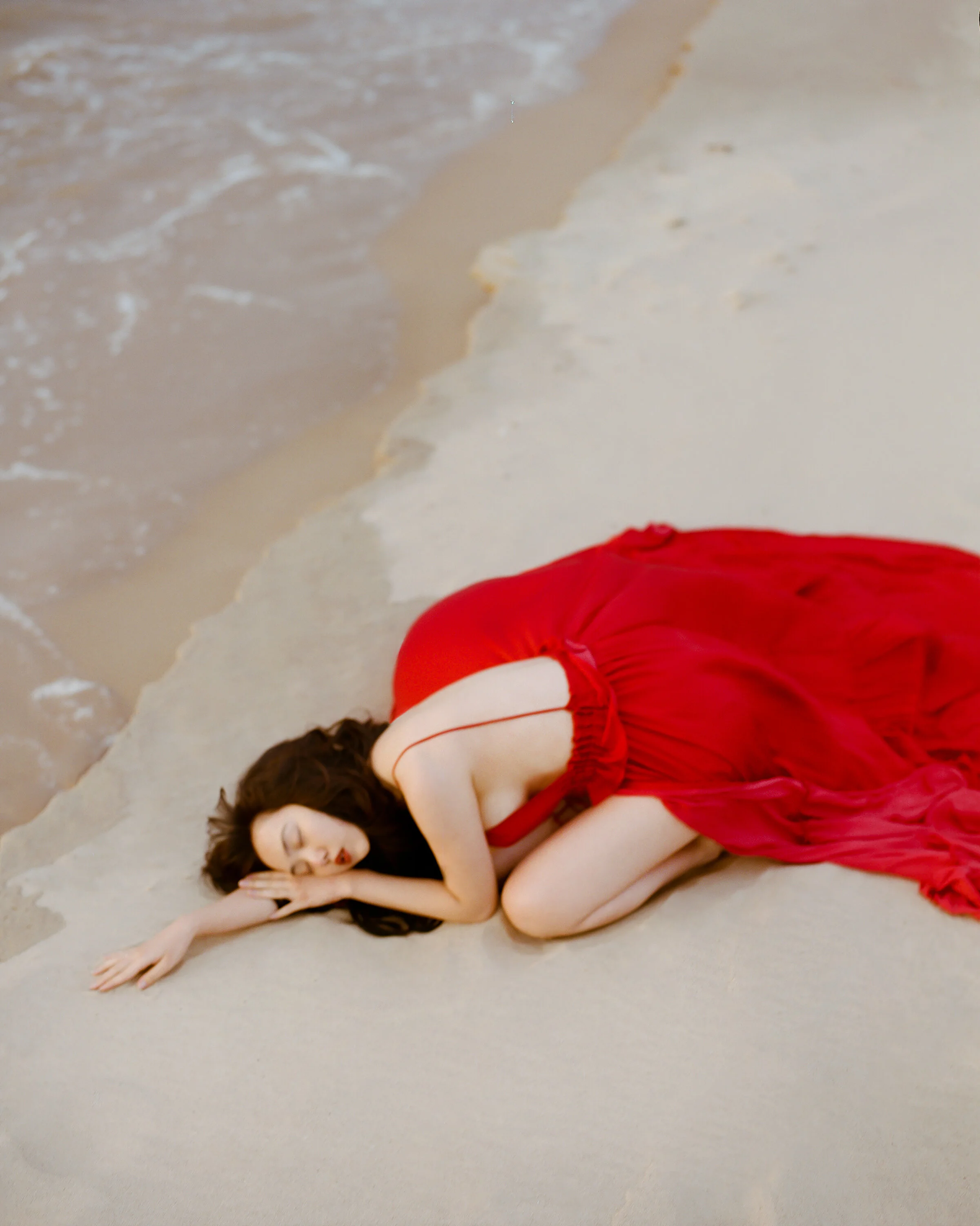 OLYA-SUN-editorial-byAnastasiaEgo-3-crop.jpg