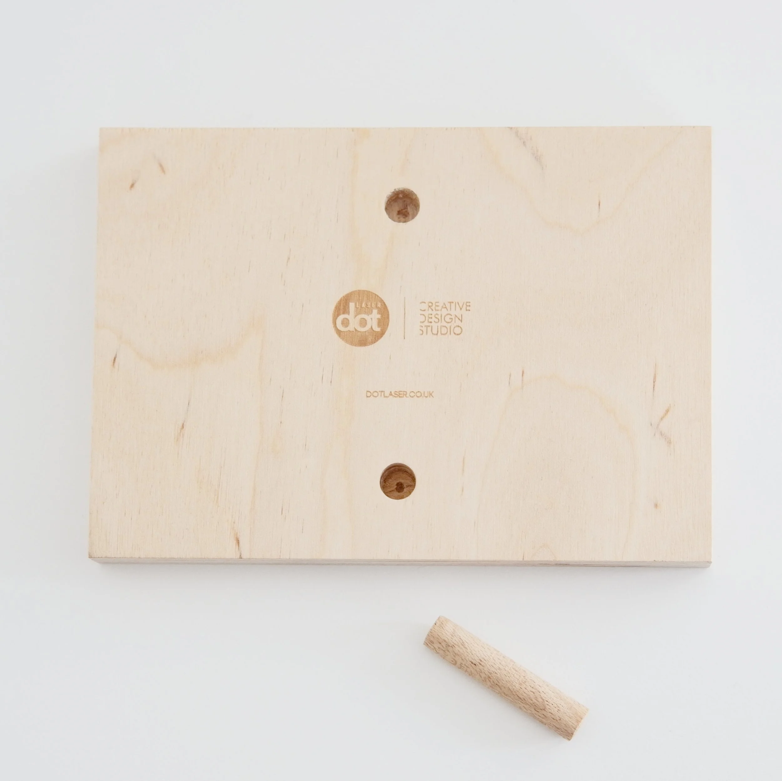 dotlaser-wood-print-stand-105x105mm.jpg