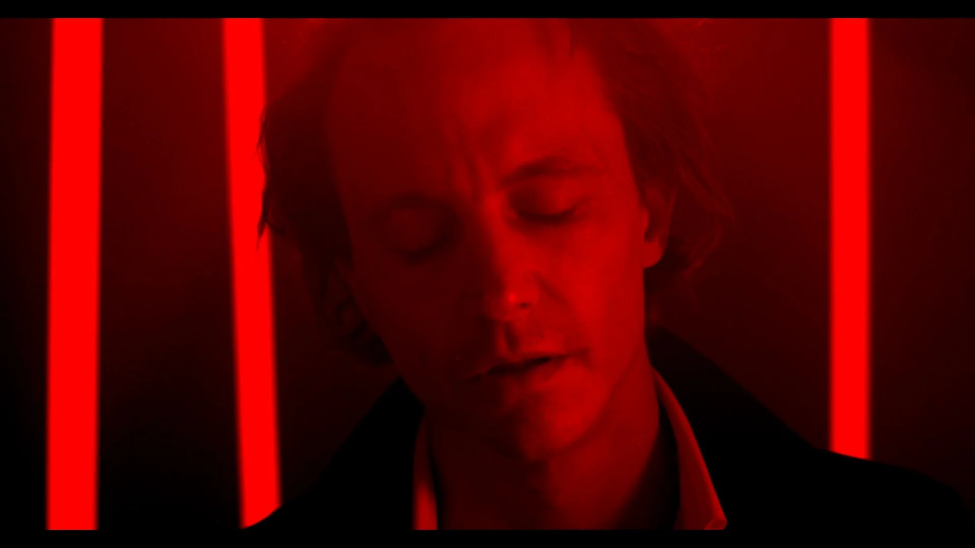 love_grove_-_full_version (1080p).00_04_52_21.Still015.jpg